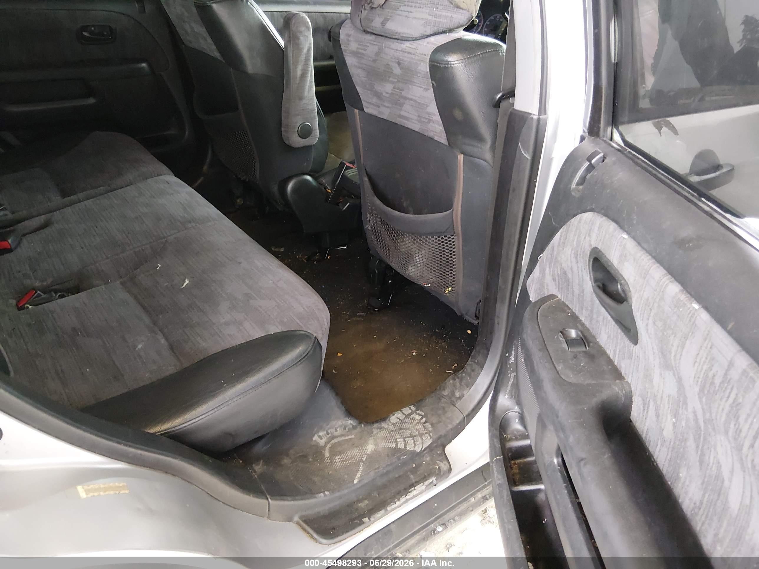 2002 Honda Cr-v Lx Silver vin: JHLRD78552C028952