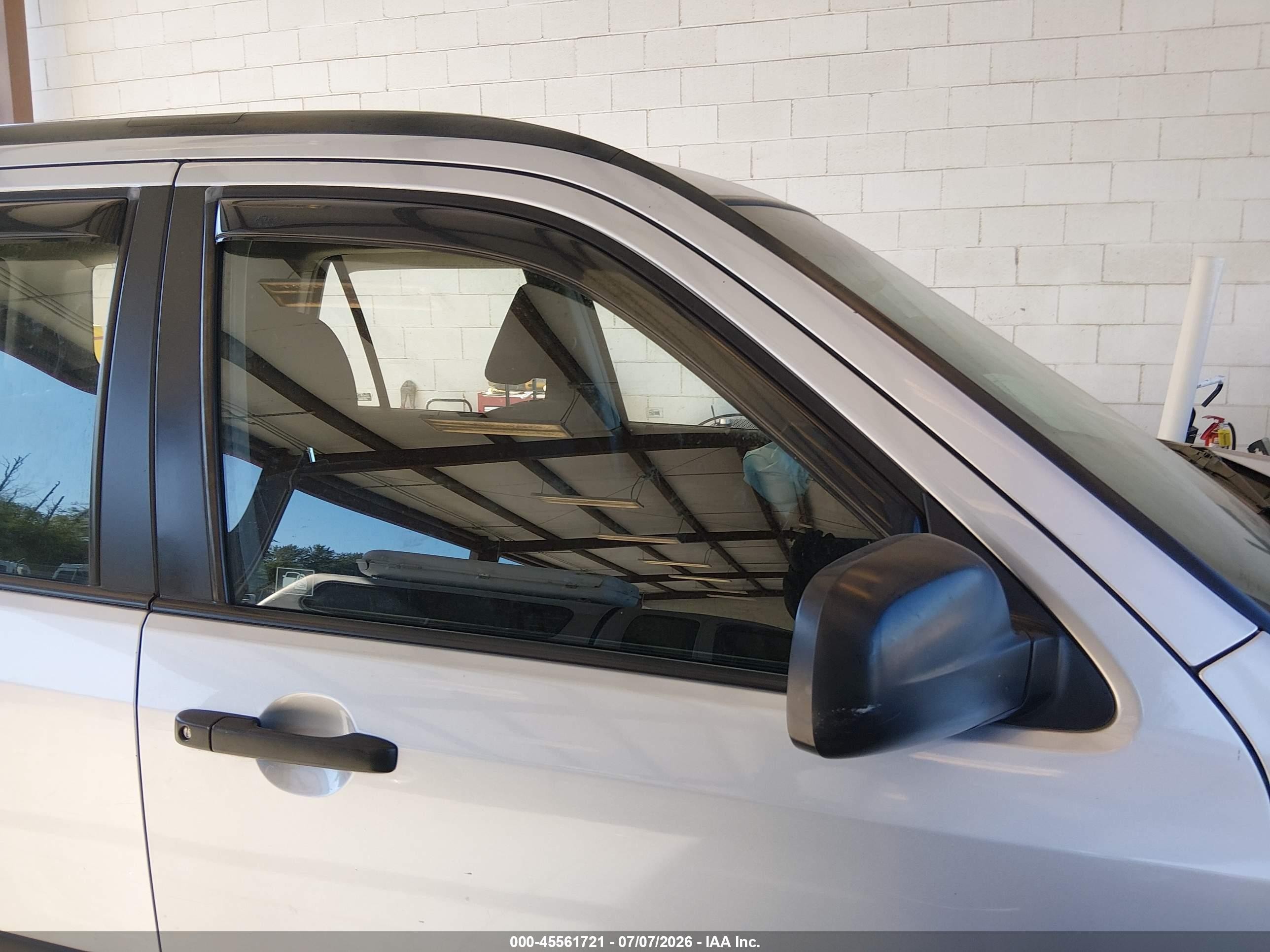 2006 Honda Cr-v Lx Серебряный vin: JHLRD78566C028108