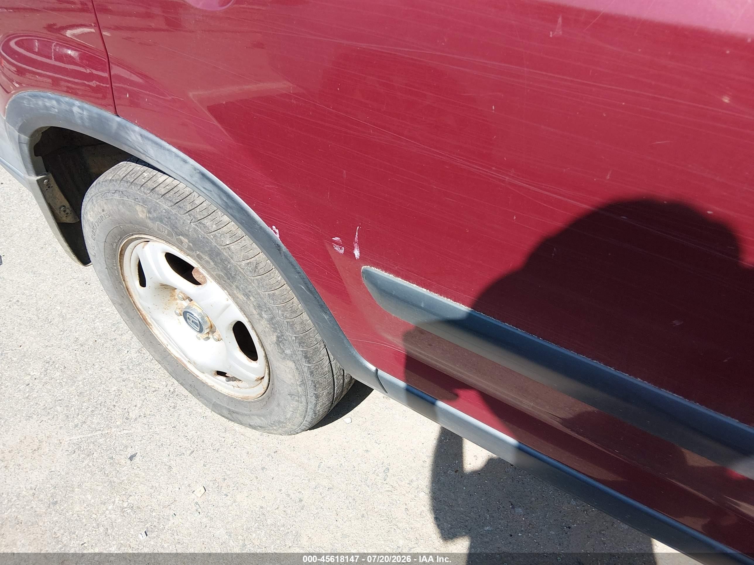 2003 Honda Cr-v Lx Burgundy vin: JHLRD785X3C011193