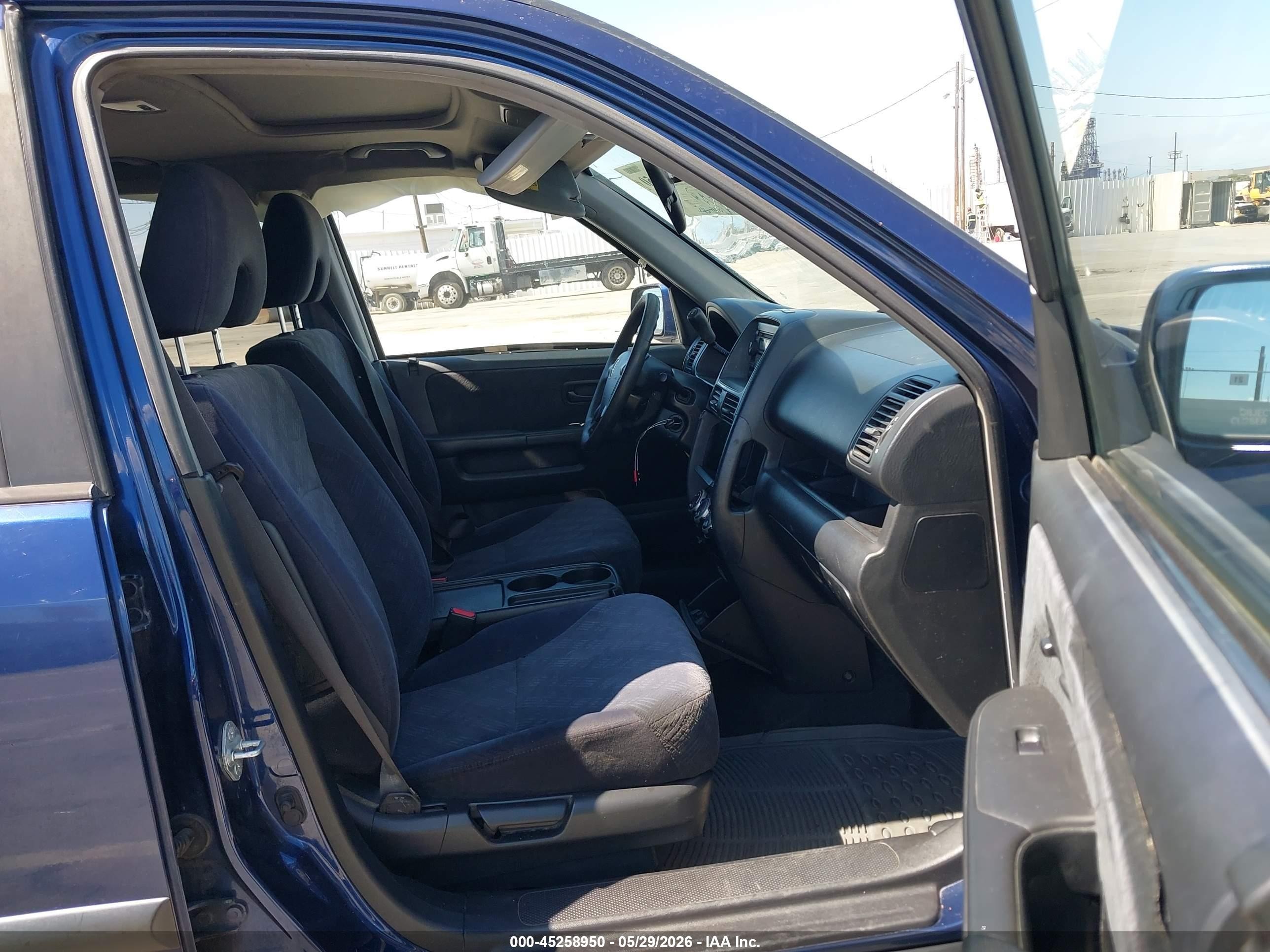 2005 Honda Cr-v Ex Blue vin: JHLRD78825C015560