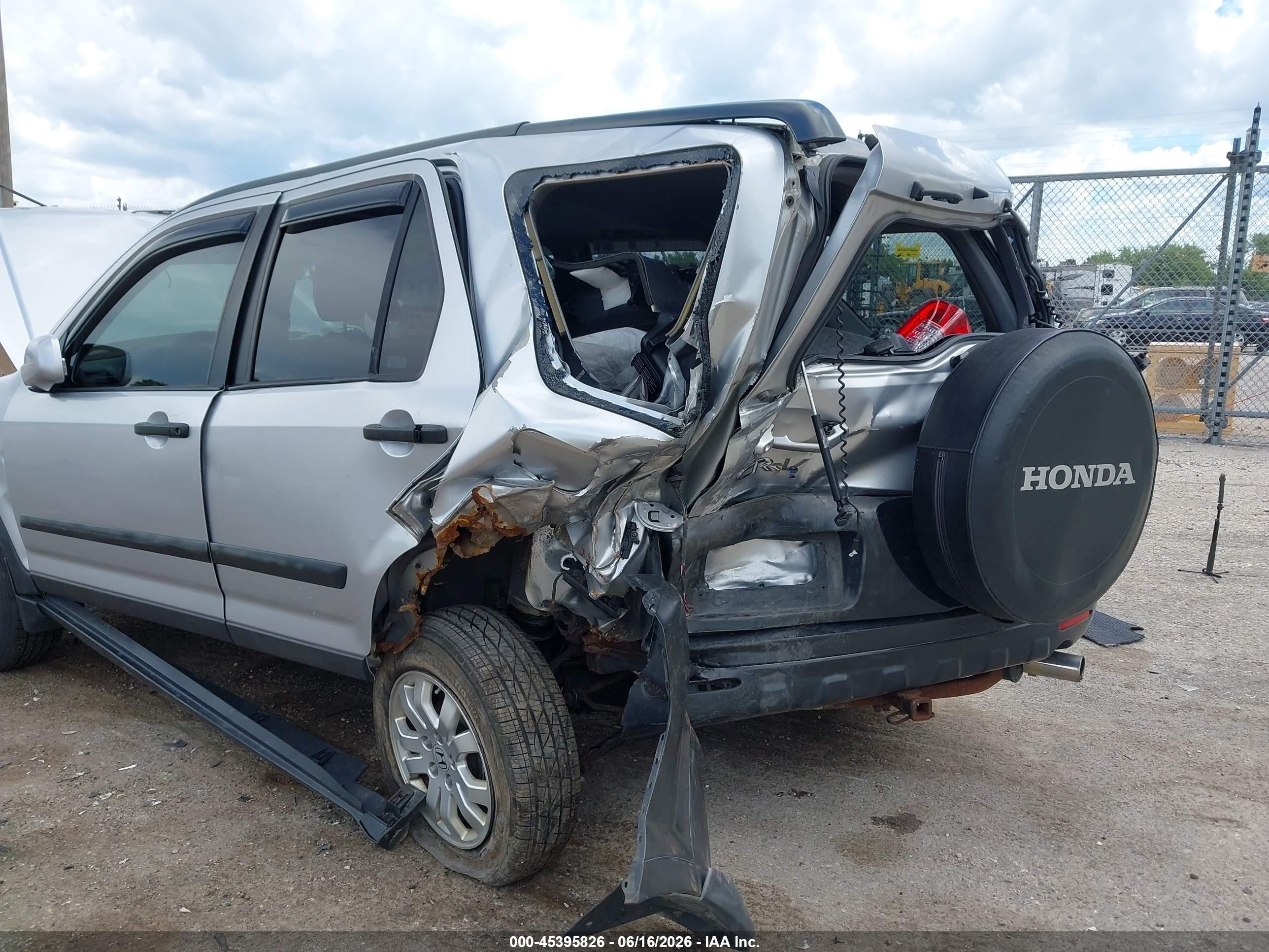 2006 Honda Cr-v Ex Серебряный vin: JHLRD78846C040591