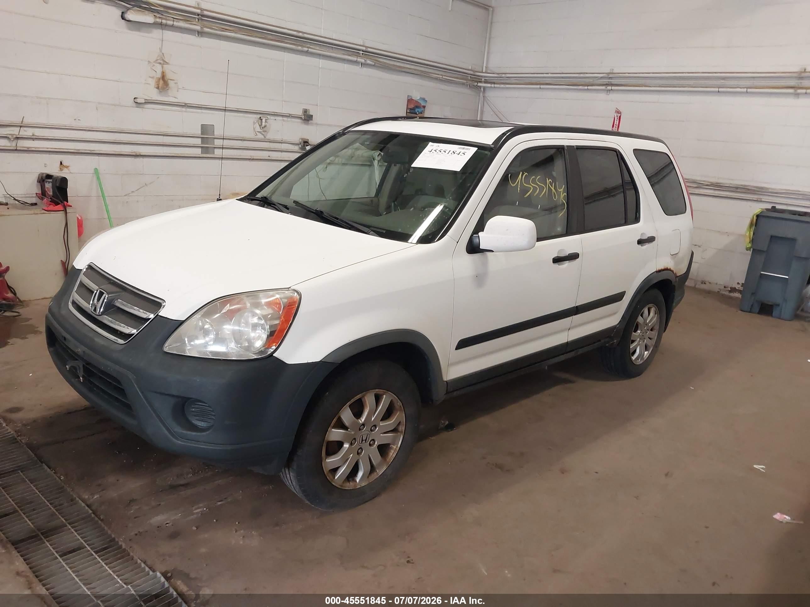 2006 Honda Cr-v Ex White vin: JHLRD78846C044608