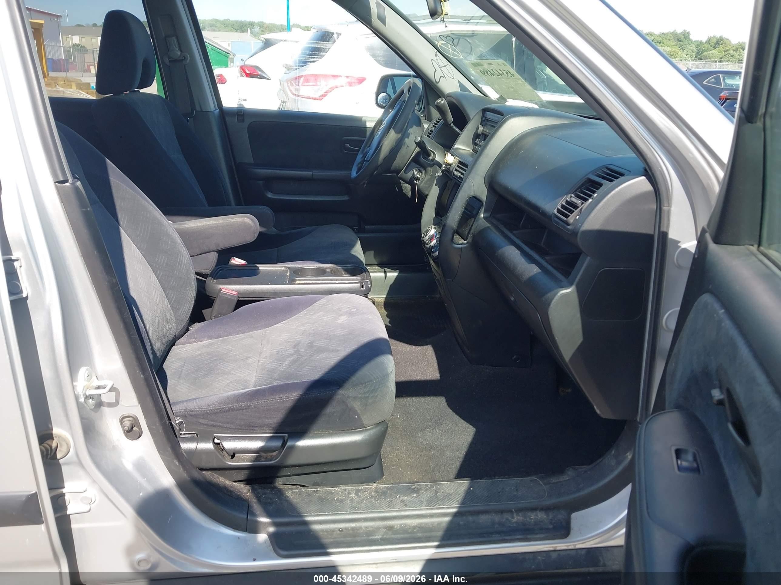 2006 Honda Cr-v Ex Серебряный vin: JHLRD78876C003440
