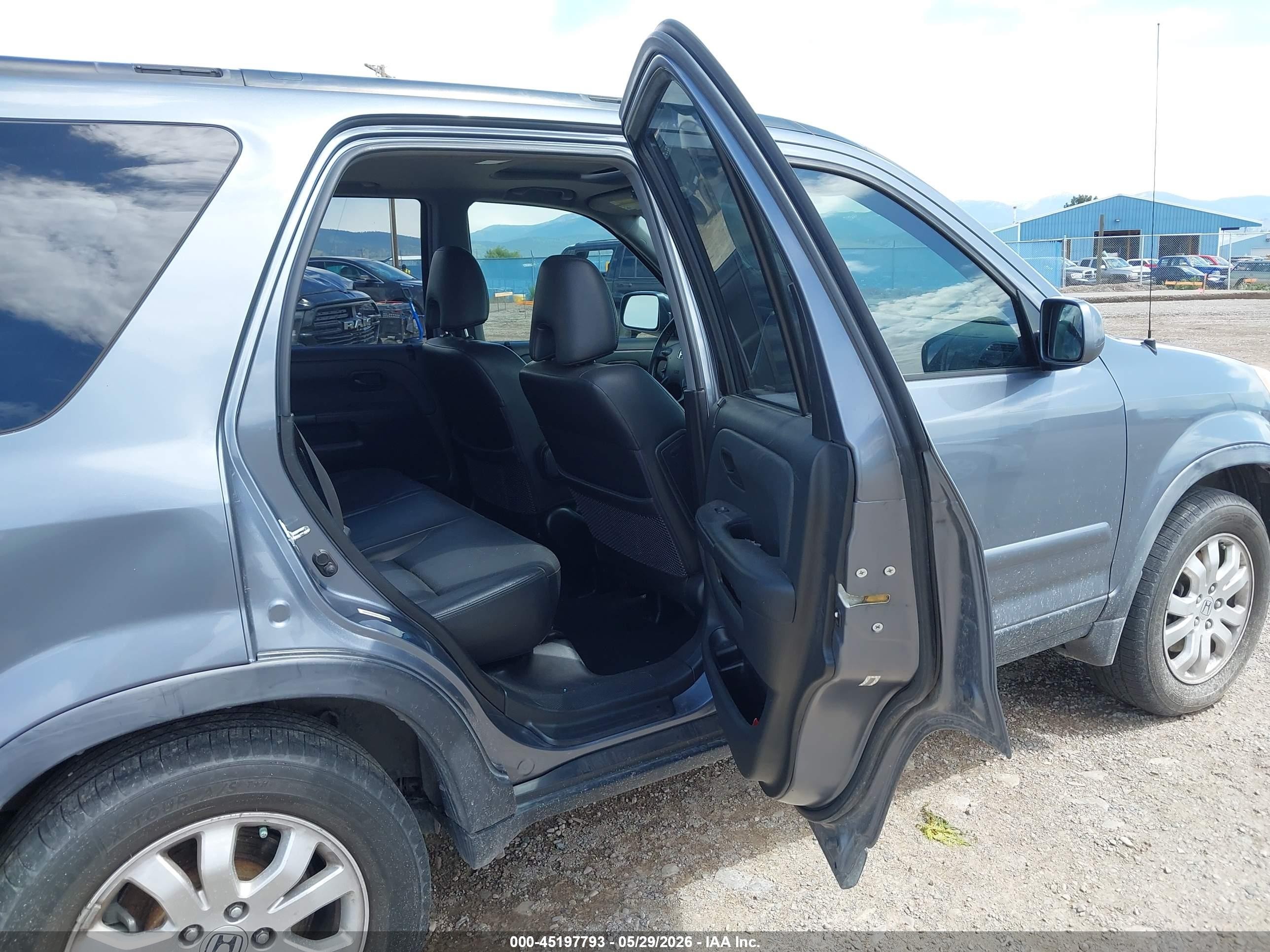 2006 Honda Cr-v Se Blue vin: JHLRD78996C014075