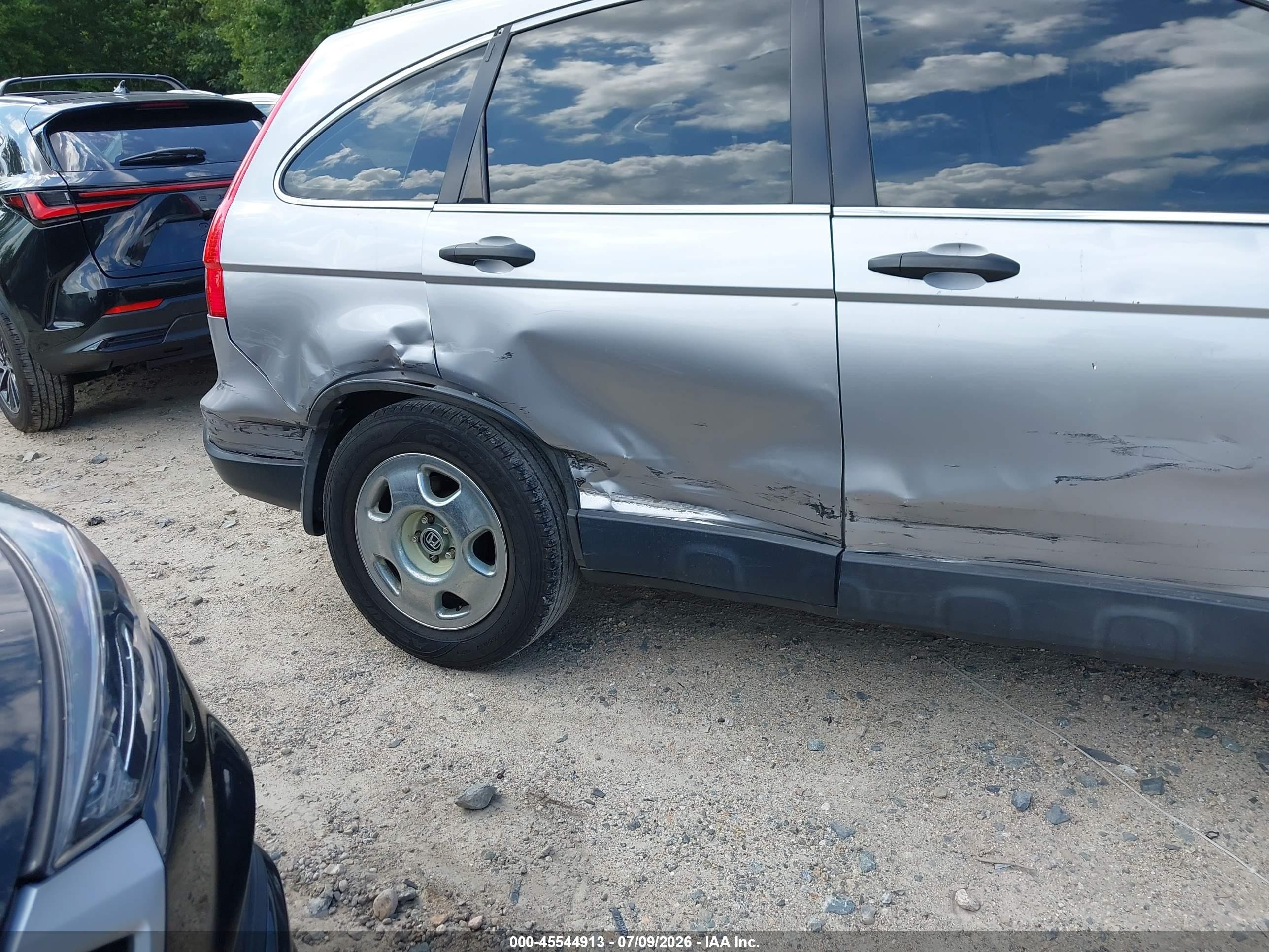 2007 Honda Cr-v Lx Silver vin: JHLRE38307C004277