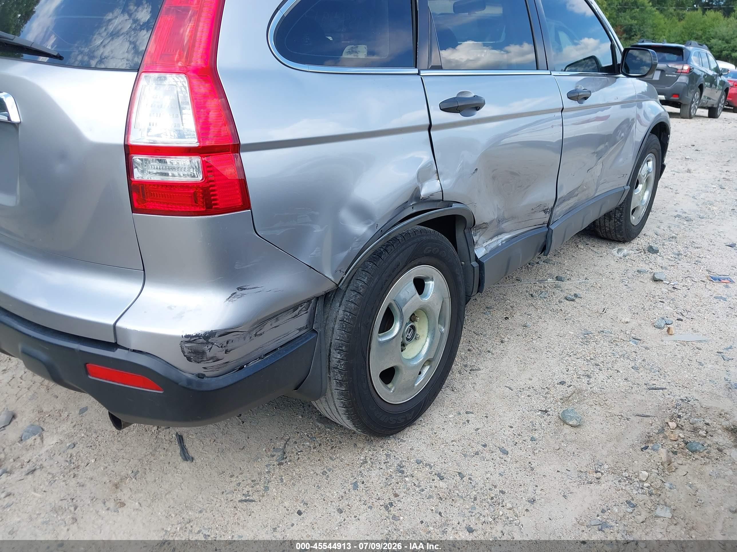 2007 Honda Cr-v Lx Silver vin: JHLRE38307C004277
