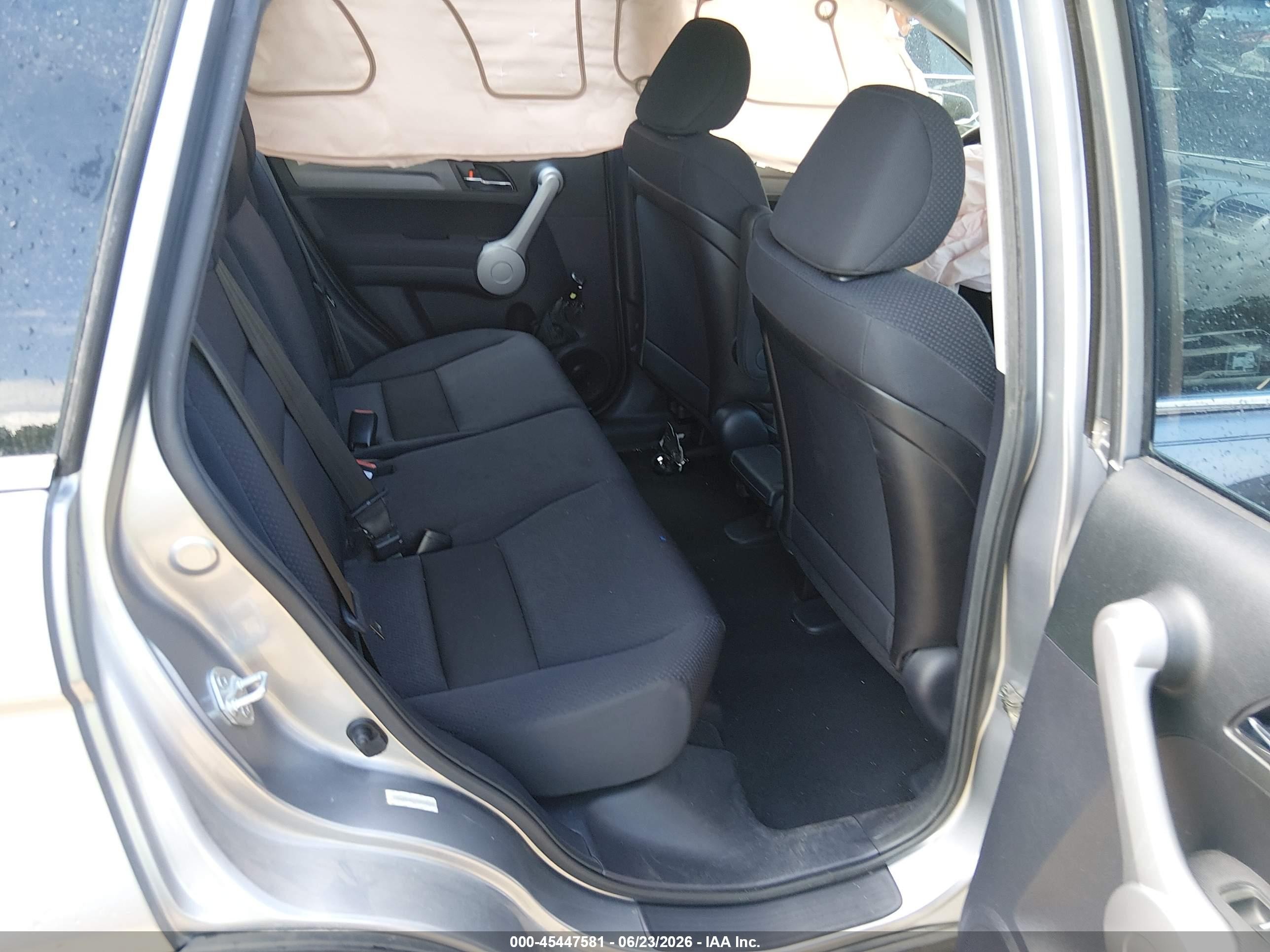 2007 Honda Cr-v Lx Silver vin: JHLRE38317C014283