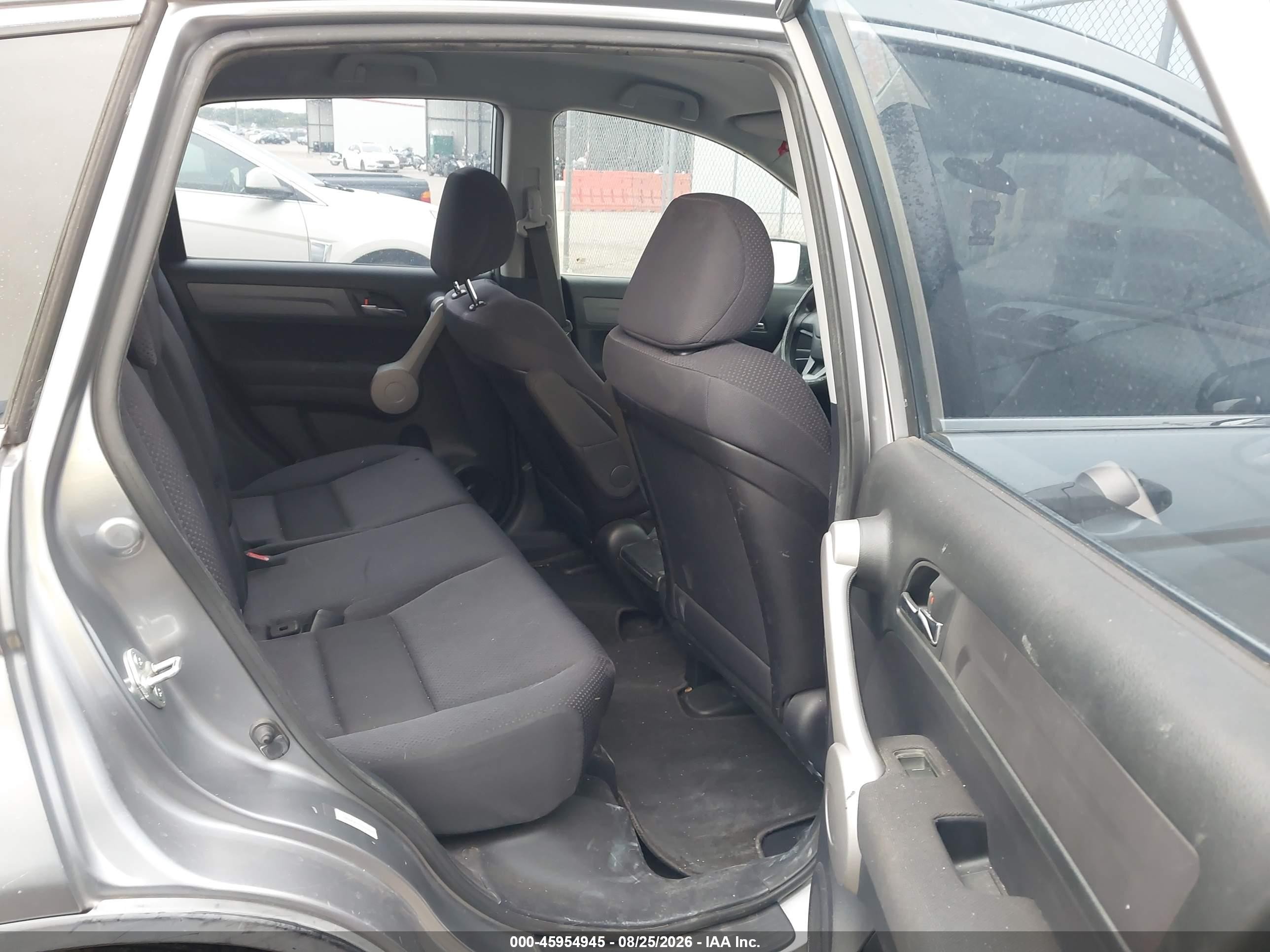 2007 Honda Cr-v Lx Серебряный vin: JHLRE38317C032623