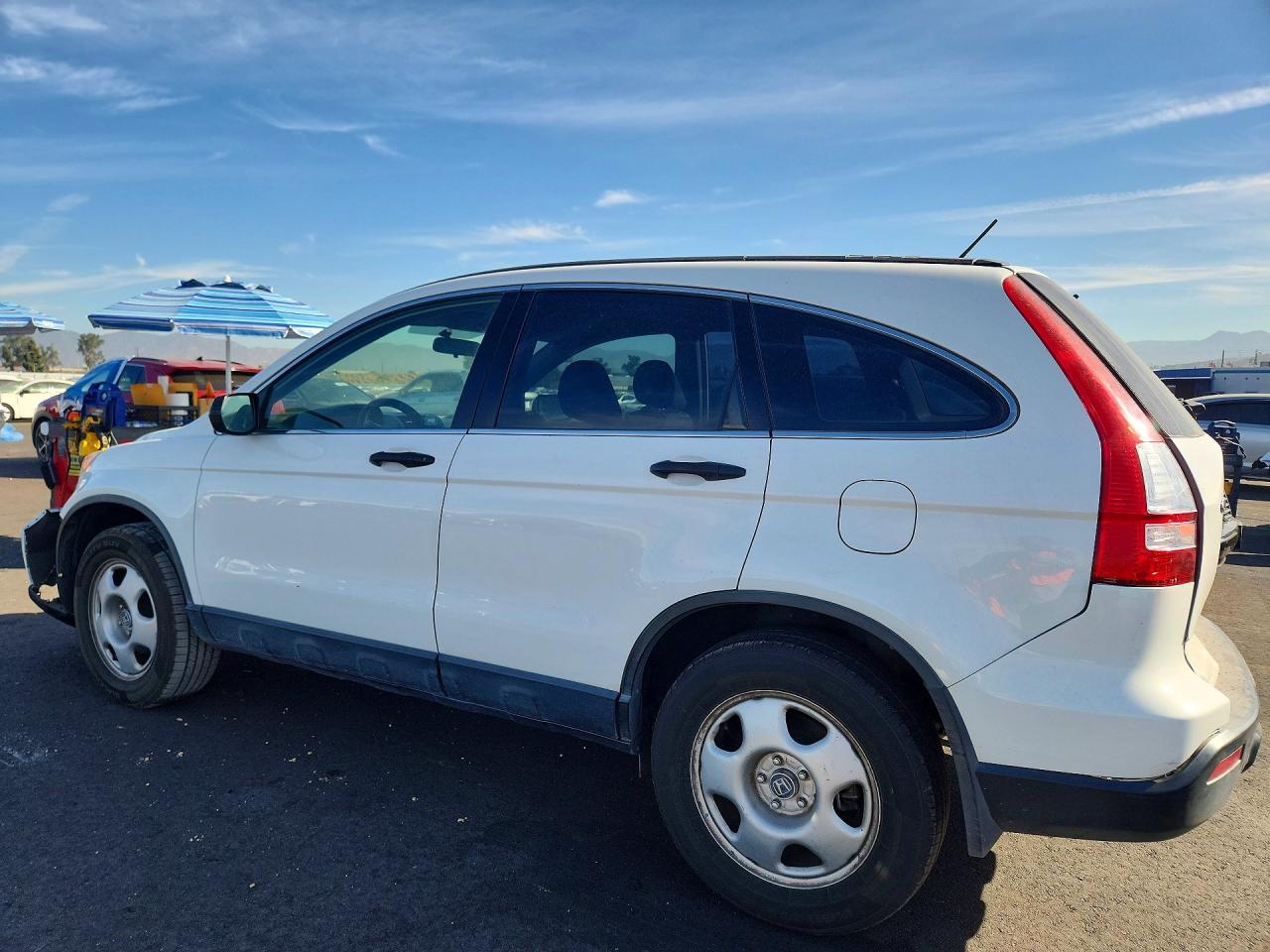 2007 Honda Cr-v Lx Белый vin: JHLRE38317C065802