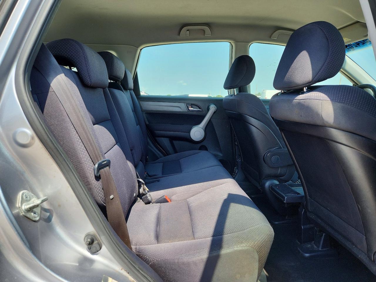 2007 Honda Cr-v Lx Silver vin: JHLRE38347C053367