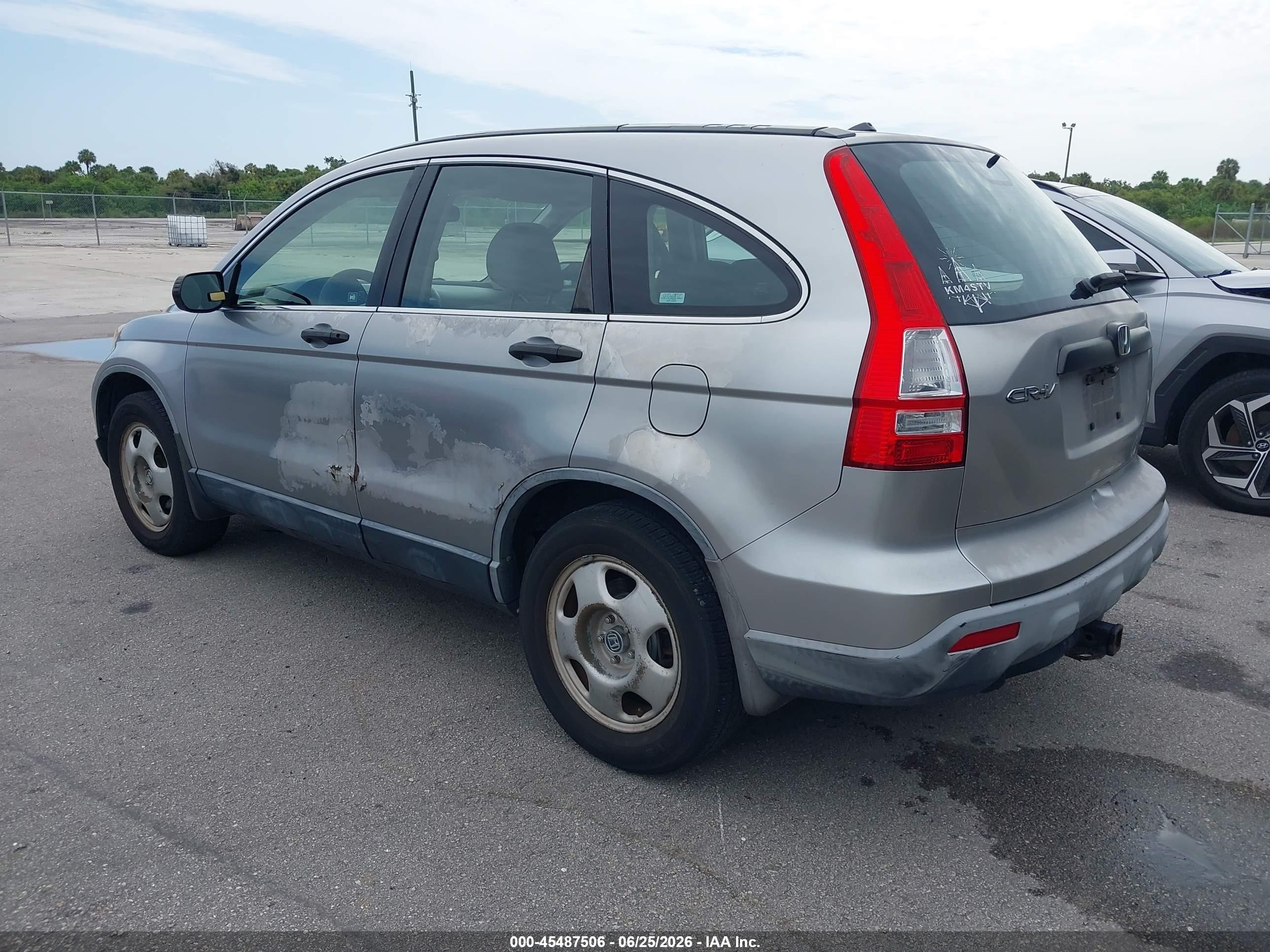 2007 Honda Cr-v Lx Silver vin: JHLRE38347C053790