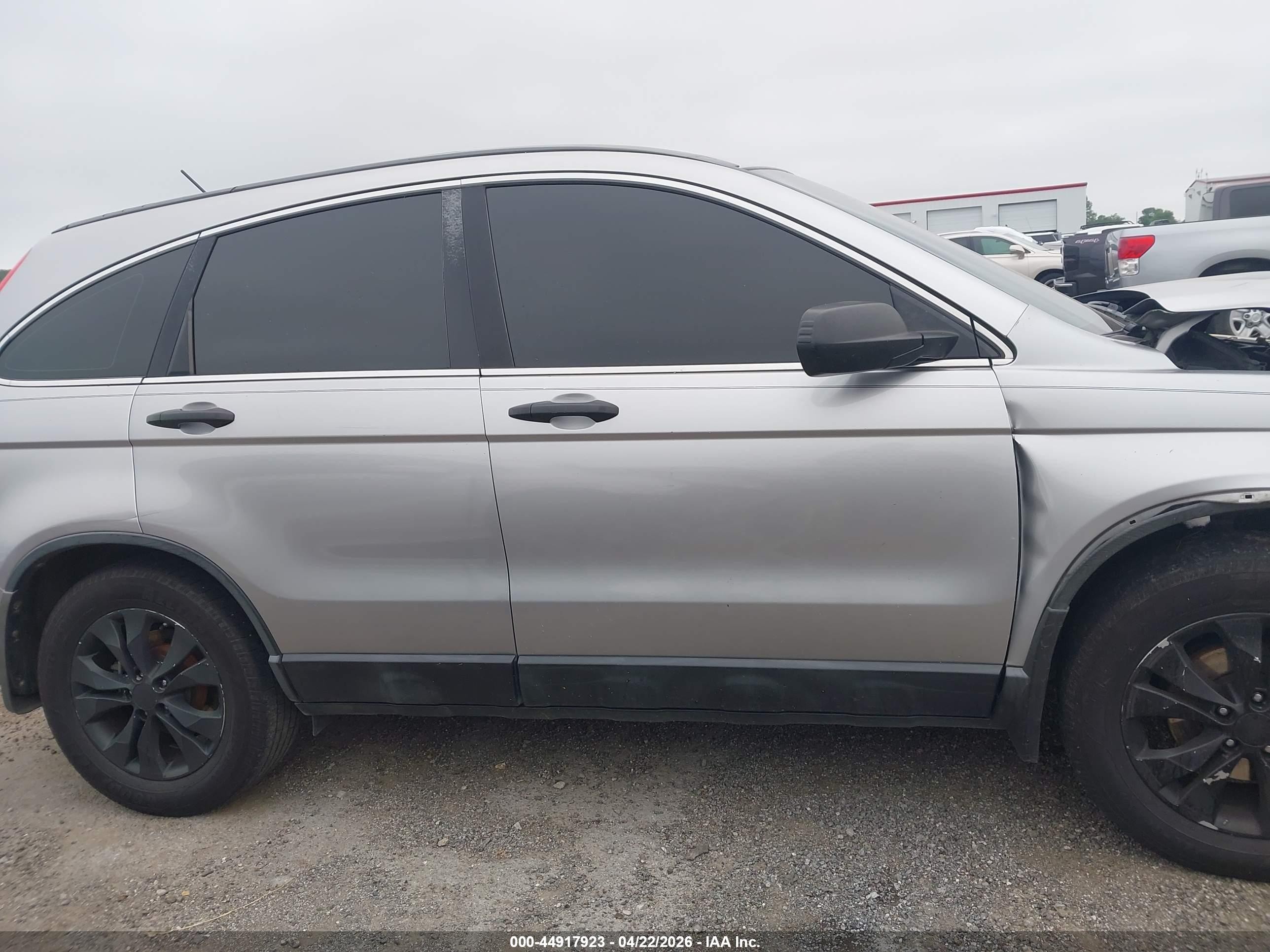 2008 Honda Cr-v Lx Silver vin: JHLRE38348C012447