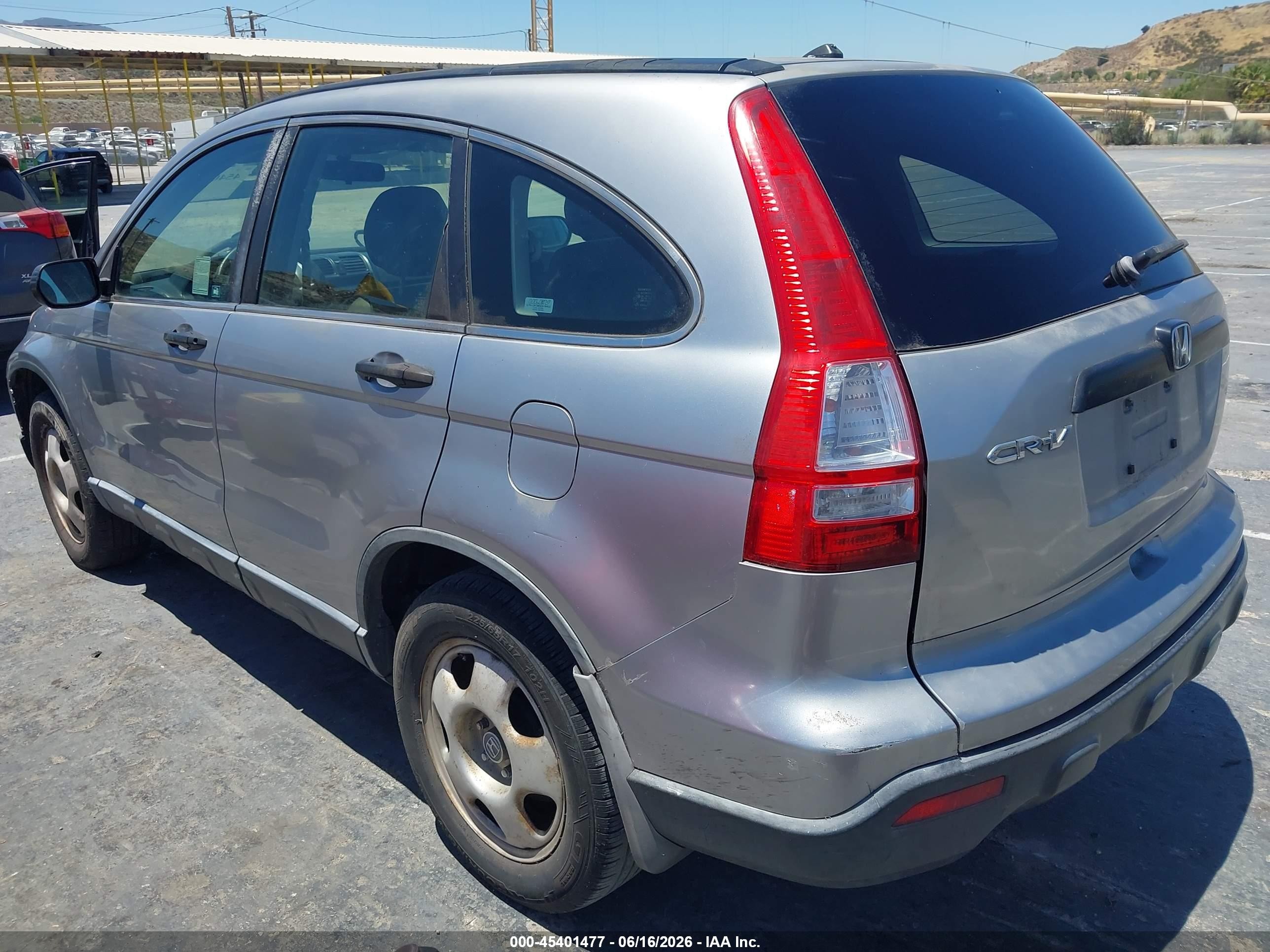 2007 Honda Cr-v Lx Серебряный vin: JHLRE38357C013721