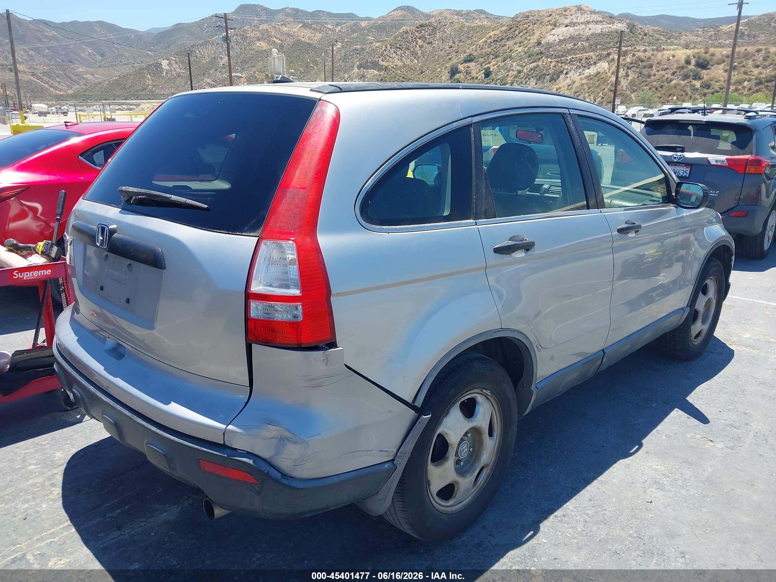 2007 Honda Cr-v Lx Серебряный vin: JHLRE38357C013721