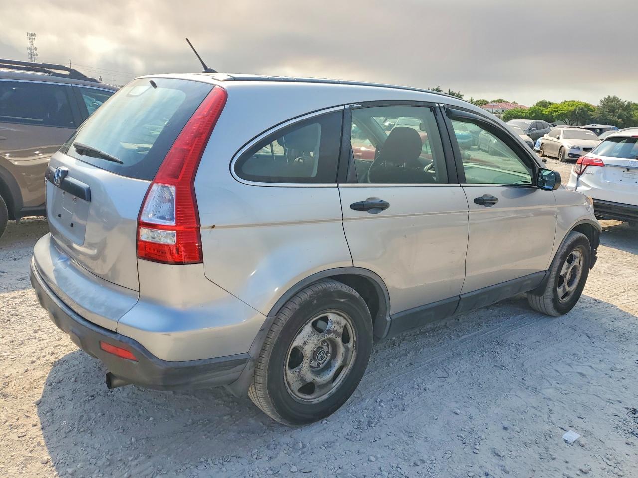 2007 Honda Cr-v Lx Silver vin: JHLRE38357C028252