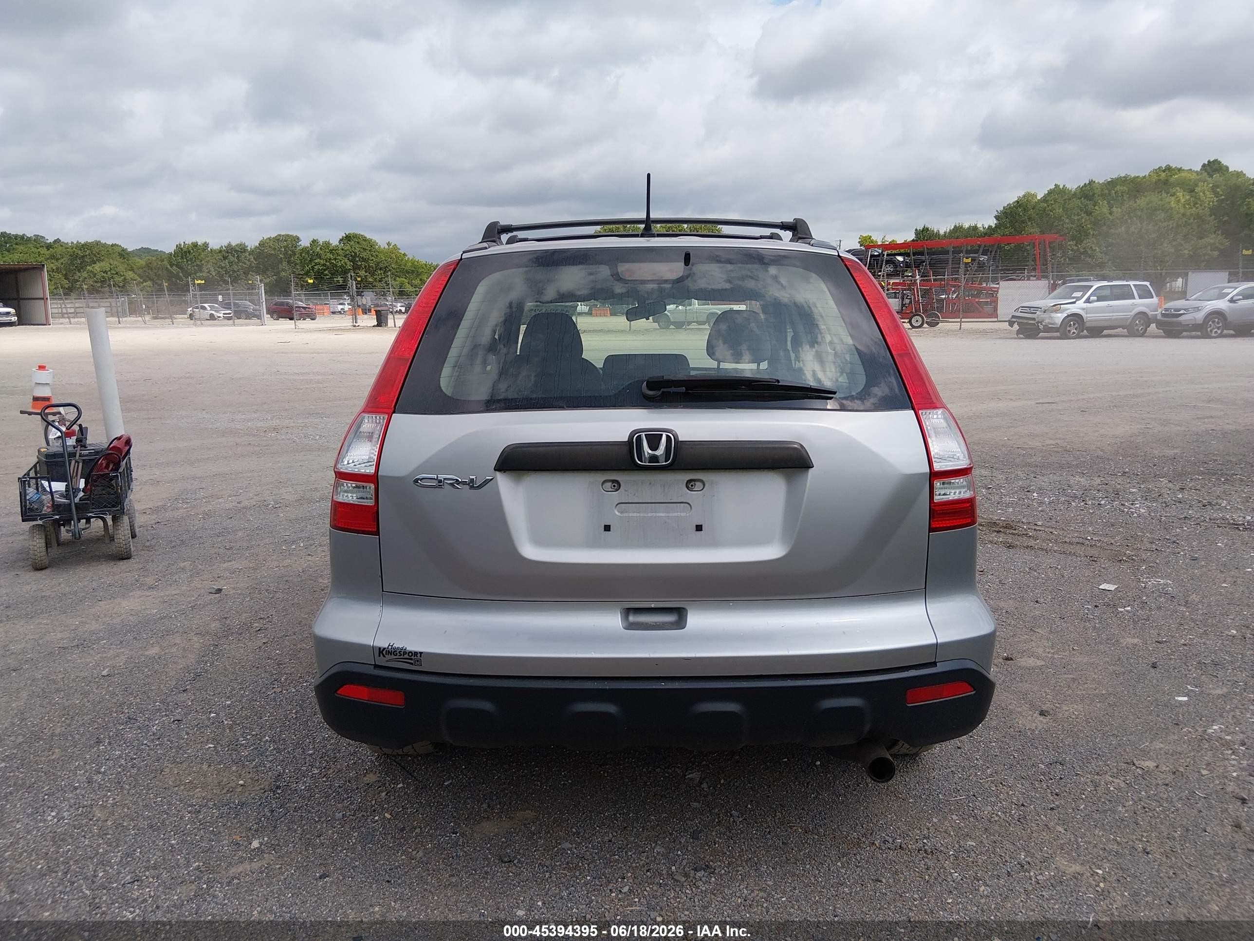 2007 Honda Cr-v Lx Серебряный vin: JHLRE38357C057153