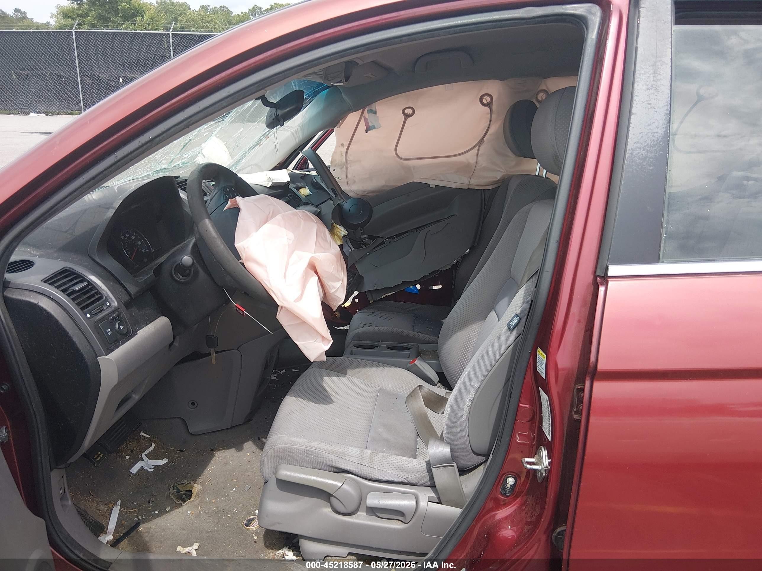 2008 Honda Cr-v Lx Burgundy vin: JHLRE38358C012649