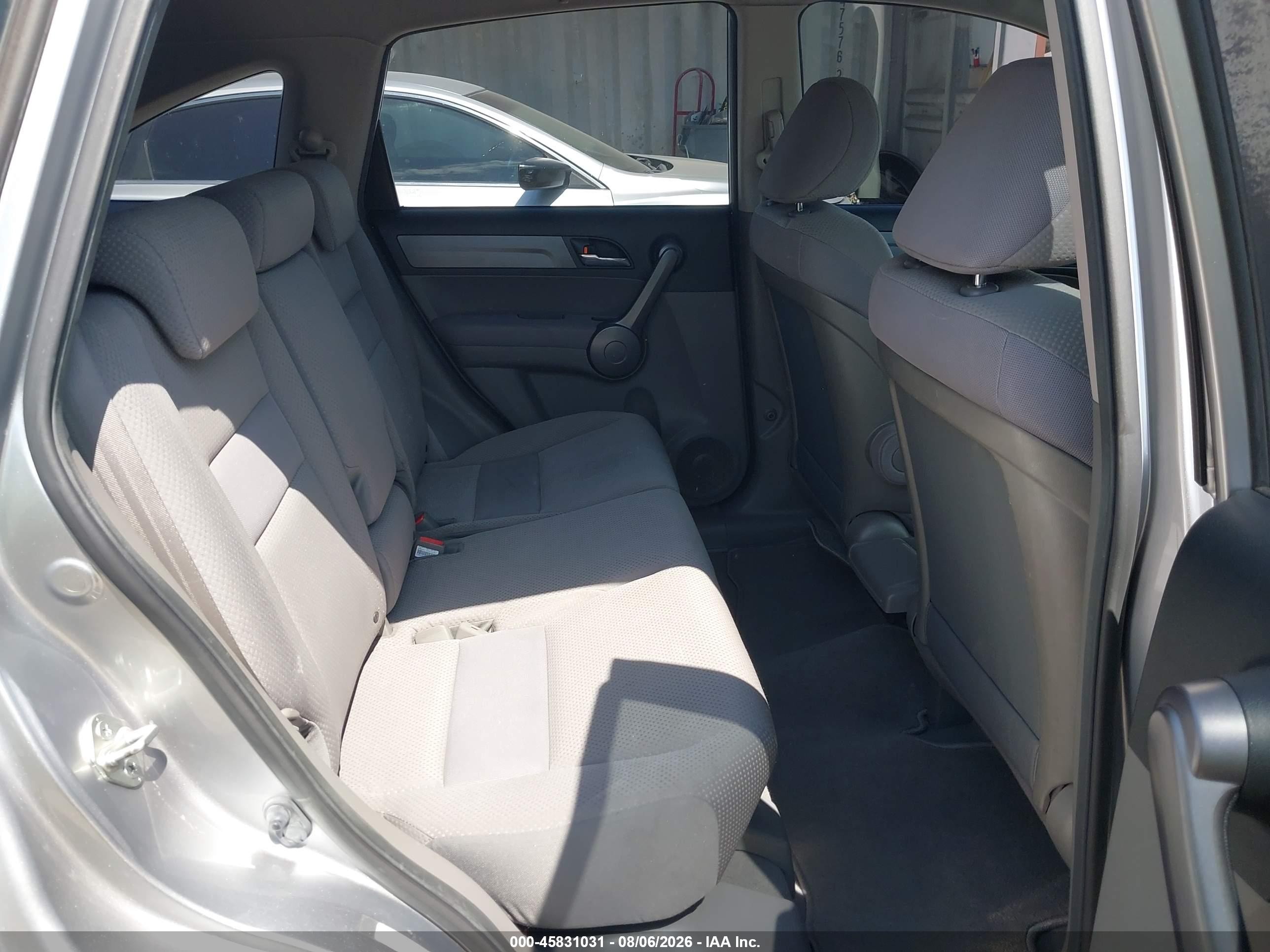 2008 Honda Cr-v Lx Серый vin: JHLRE38358C023392