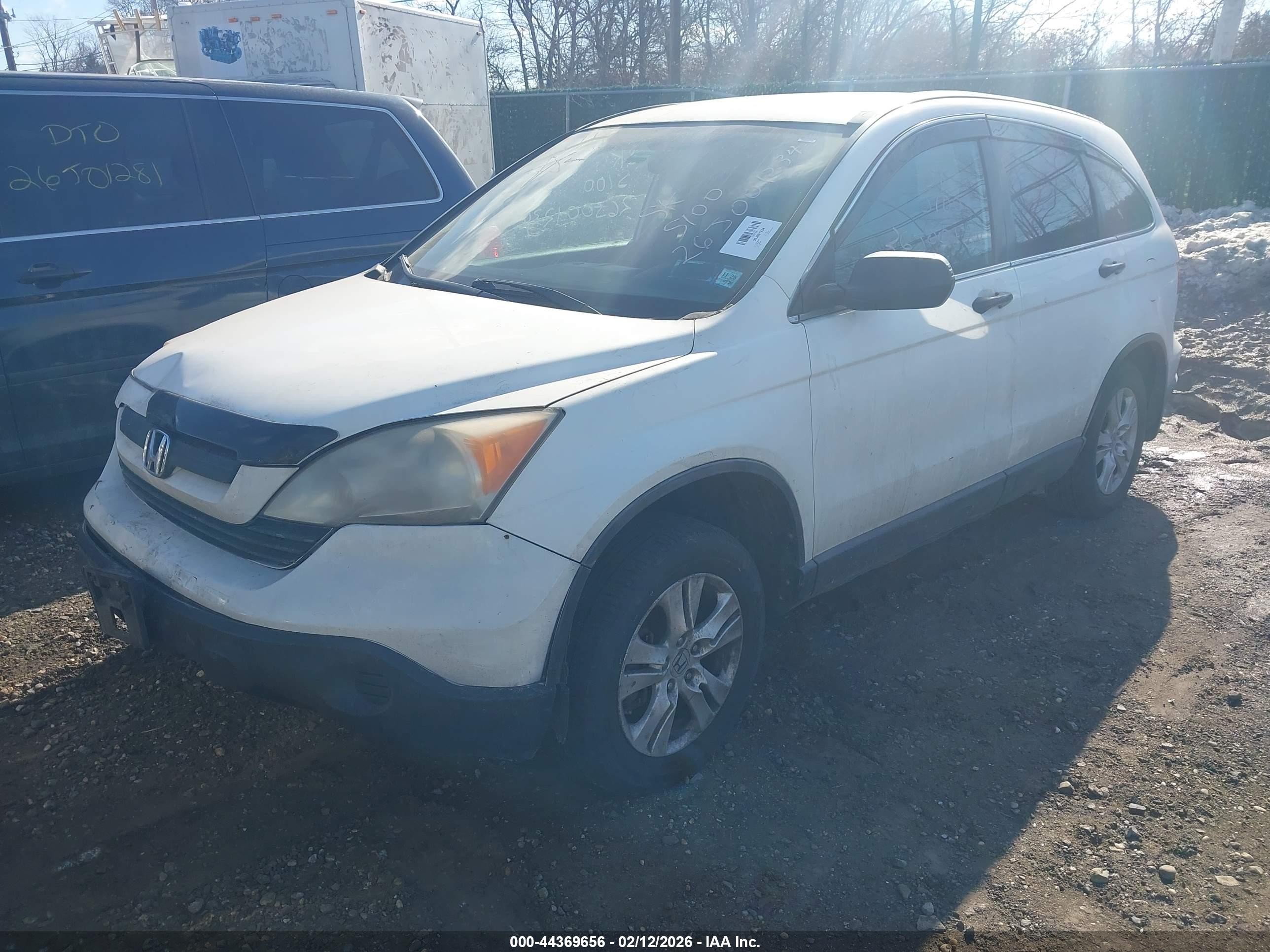 2008 Honda Cr-v Lx White vin: JHLRE38358C041682