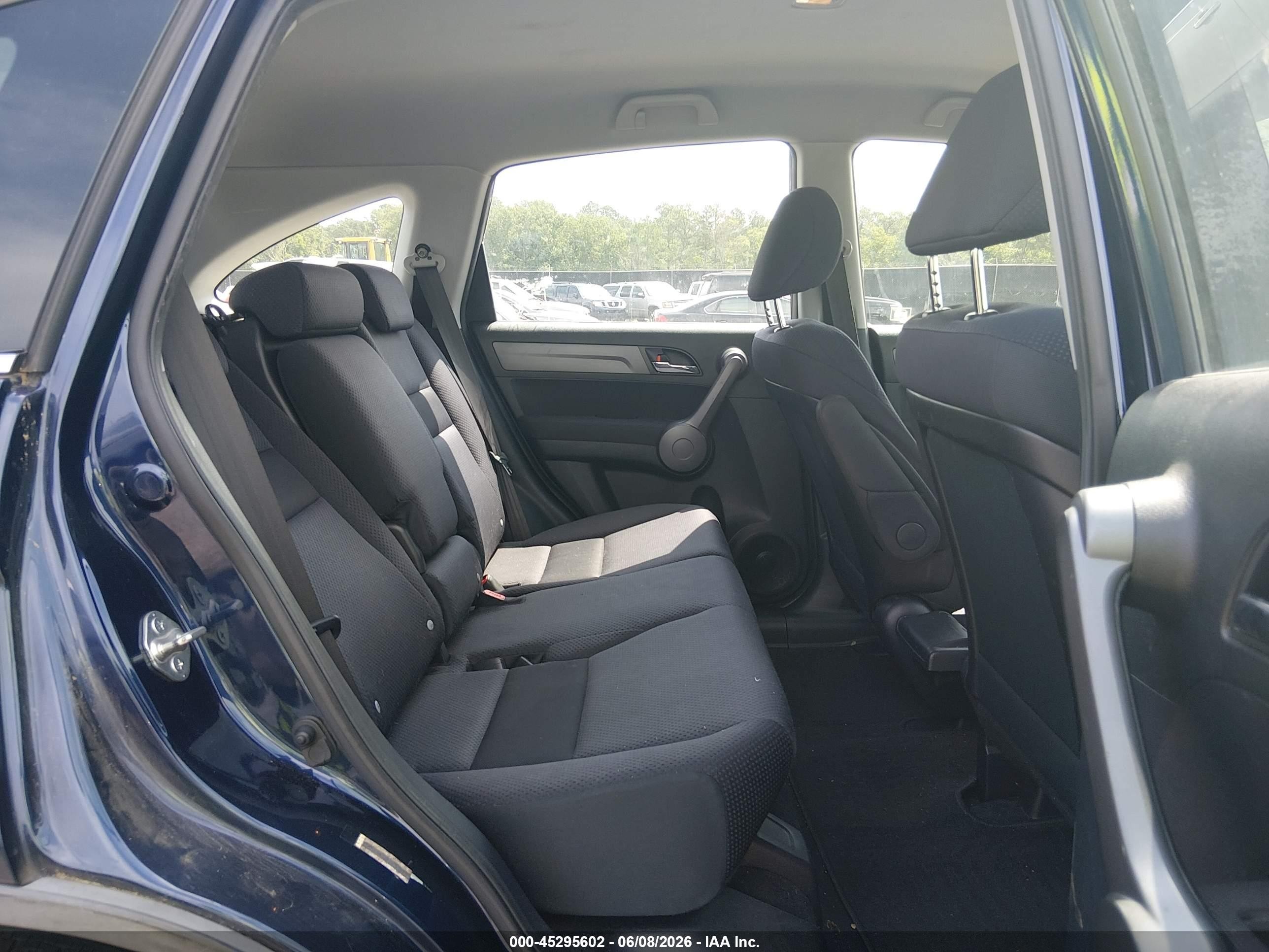 2008 Honda Cr-v Lx Blue vin: JHLRE38368C010571