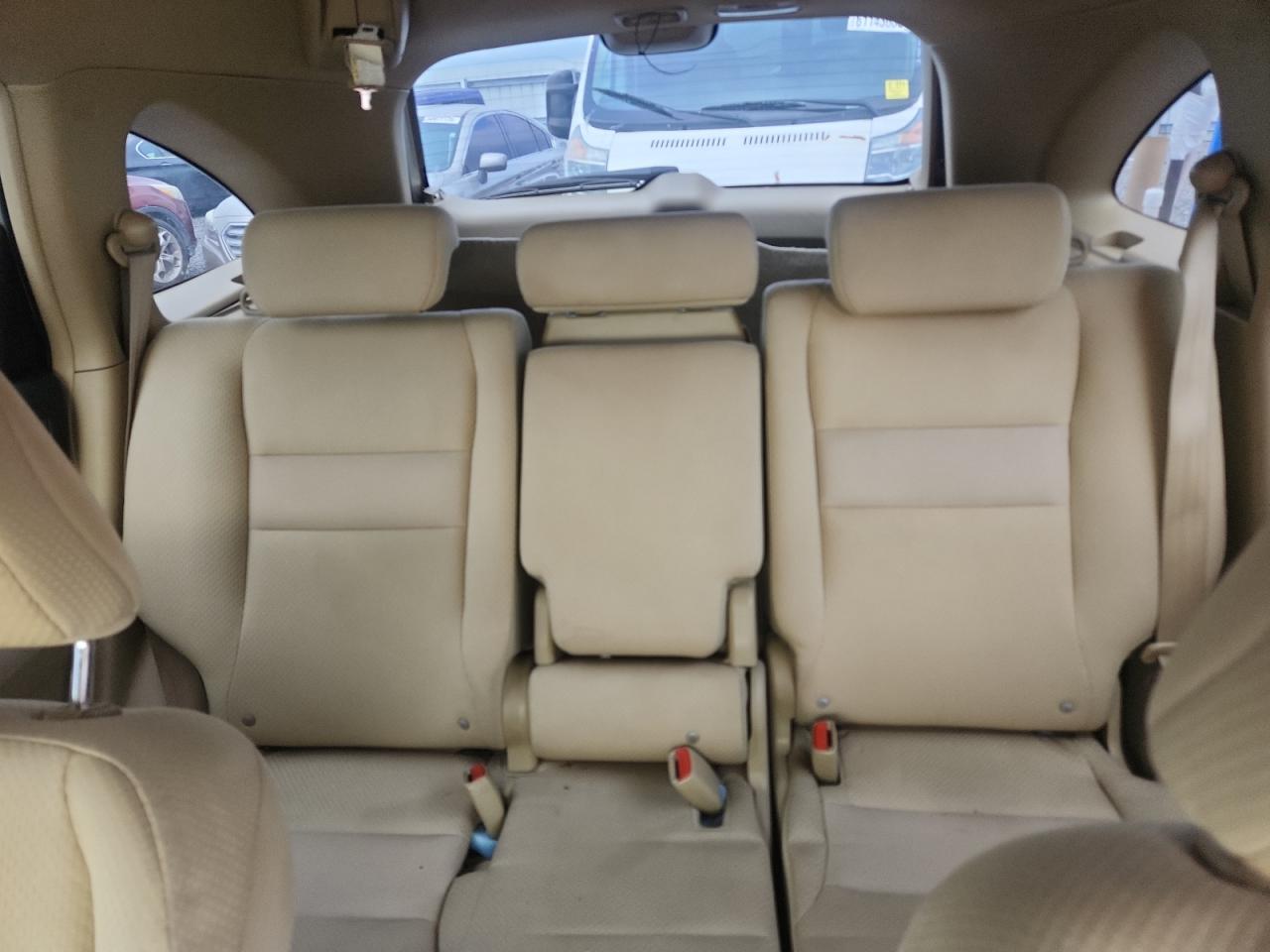 2007 Honda Cr-v Lx Beige vin: JHLRE38377C066680