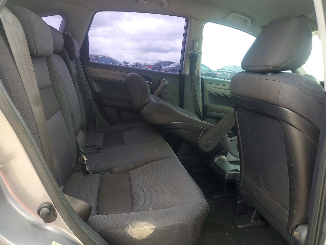 2008 Honda Cr-v Lx Silver vin: JHLRE38378C048939