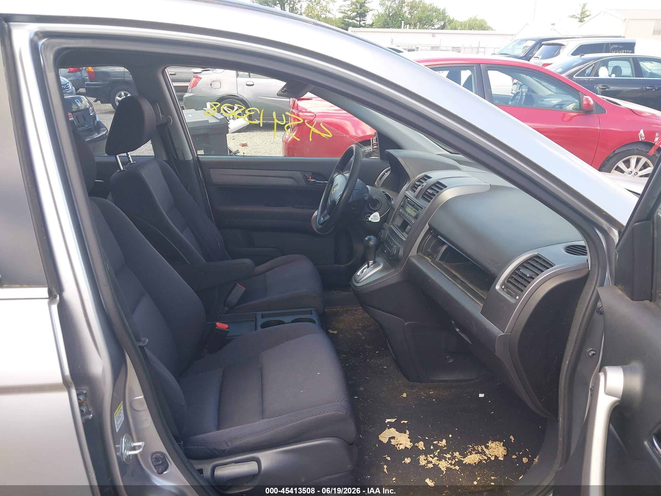 2007 Honda Cr-v Lx Silver vin: JHLRE38387C011669