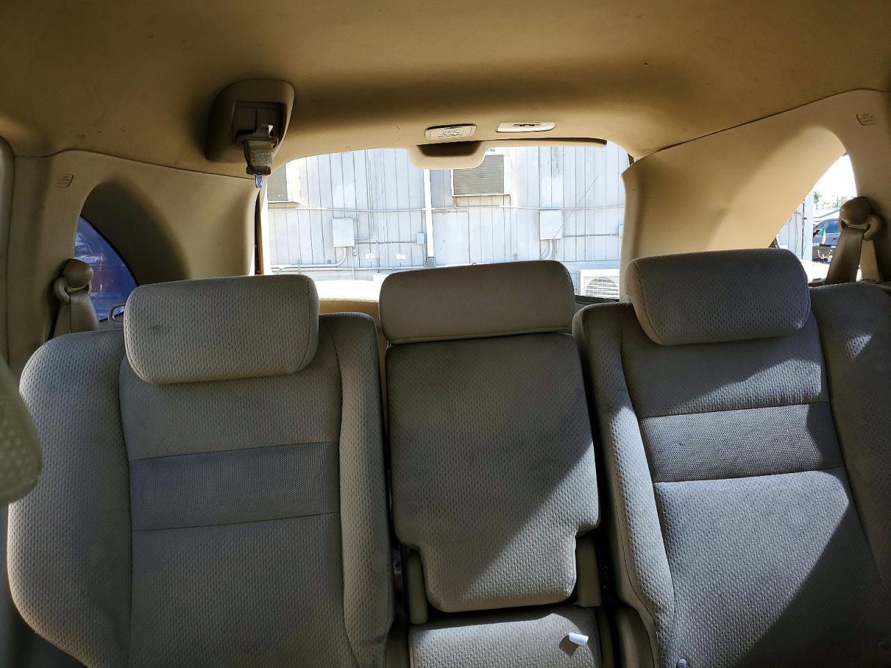 2007 Honda Cr-v Lx Beige vin: JHLRE383X7C030630
