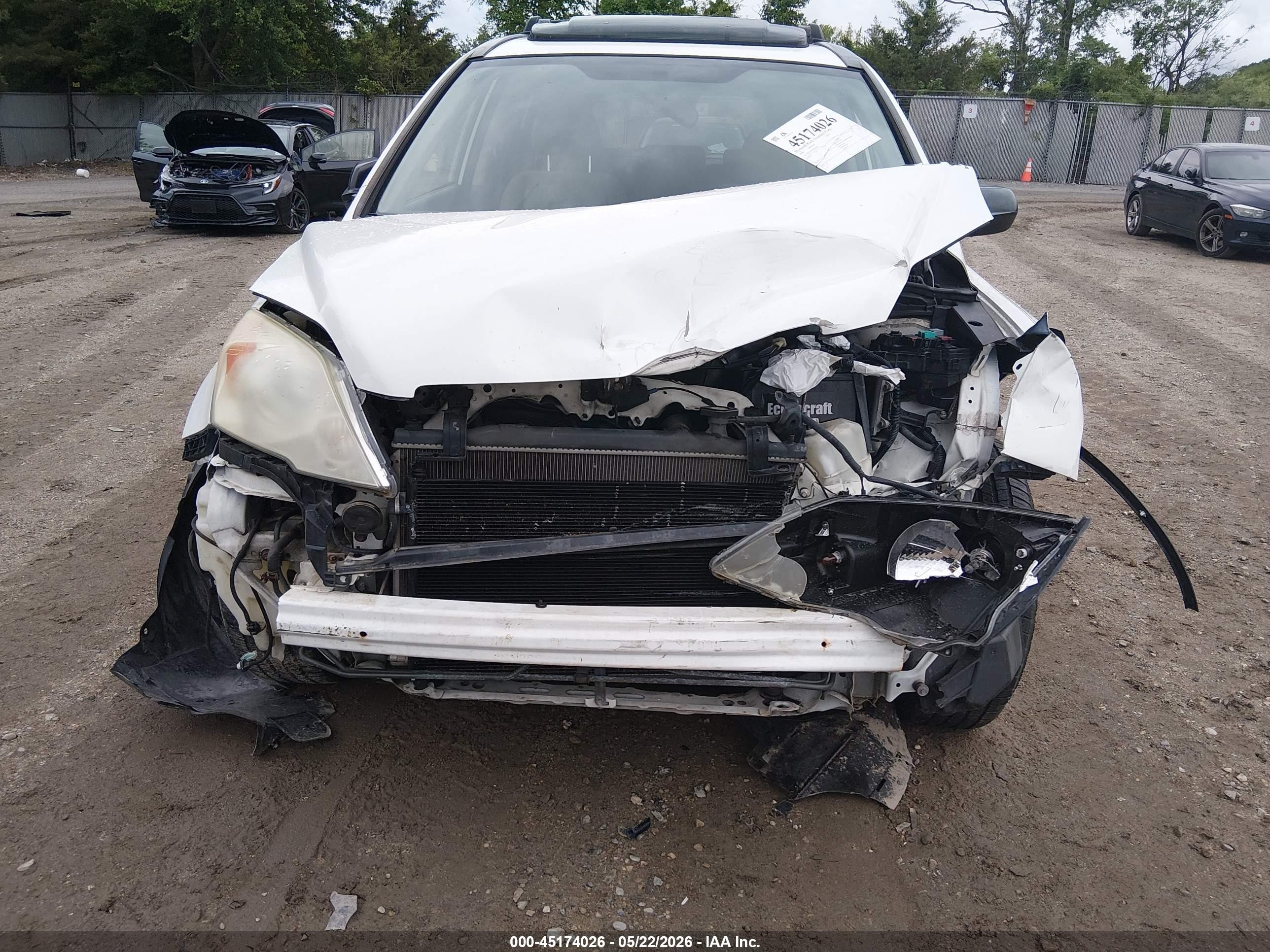 2008 Honda Cr-v Ex White vin: JHLRE38568C018428
