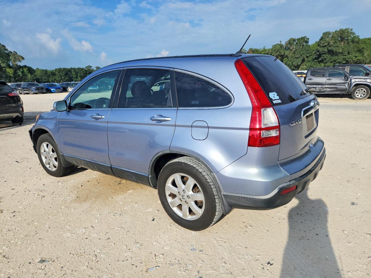 2007 Honda Cr -v Серебряный vin: JHLRE38737C052214