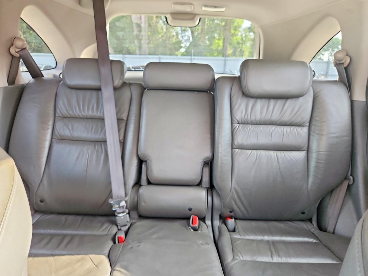 2007 Honda Cr -v Серебряный vin: JHLRE38737C052214