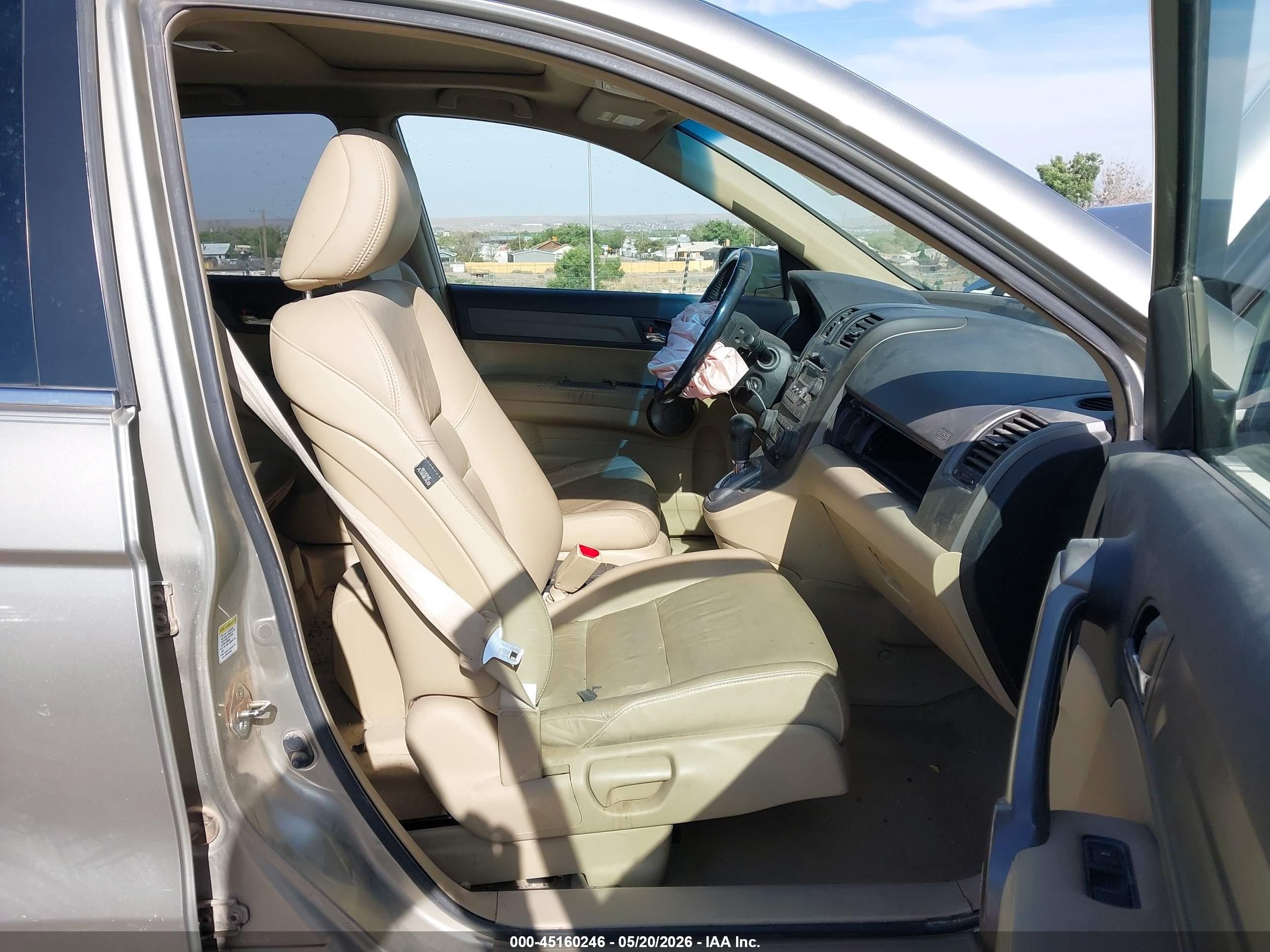 2008 Honda Cr-v Ex-l Cream vin: JHLRE38738C016444