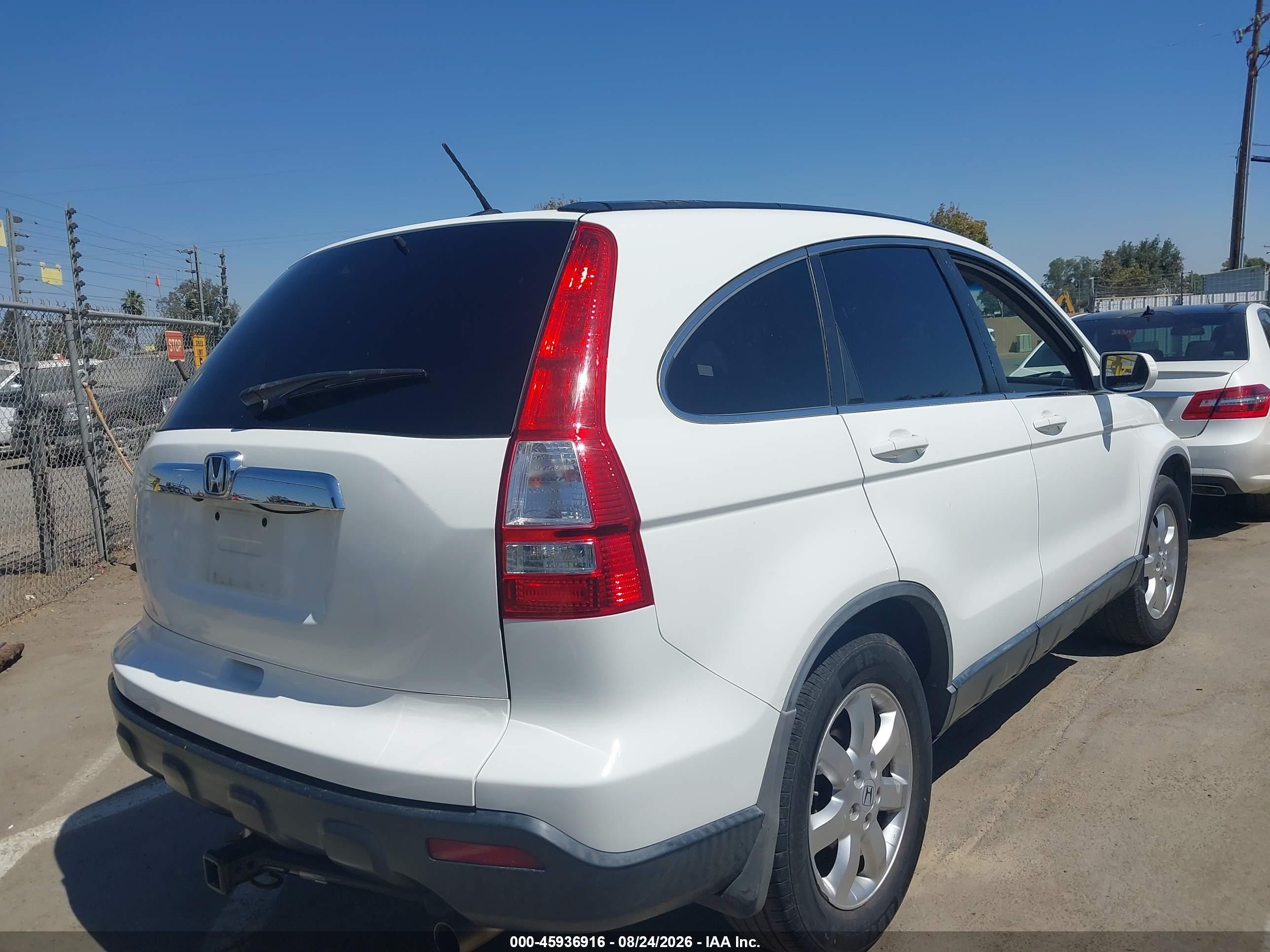 2008 Honda Cr-v Ex-l White vin: JHLRE38778C042884