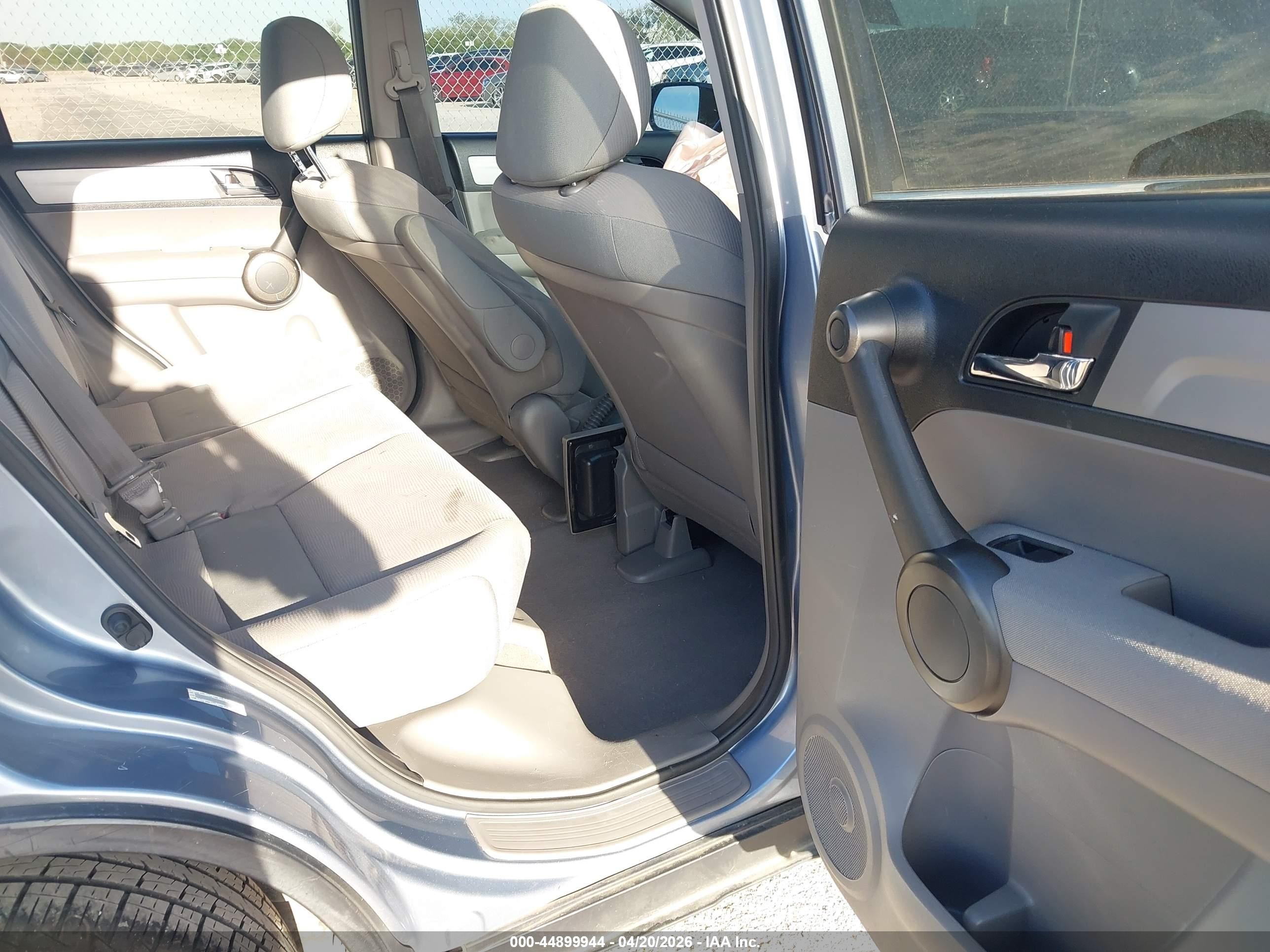 2011 Honda Cr-v Lx Light Blue vin: JHLRE3H32BC009859
