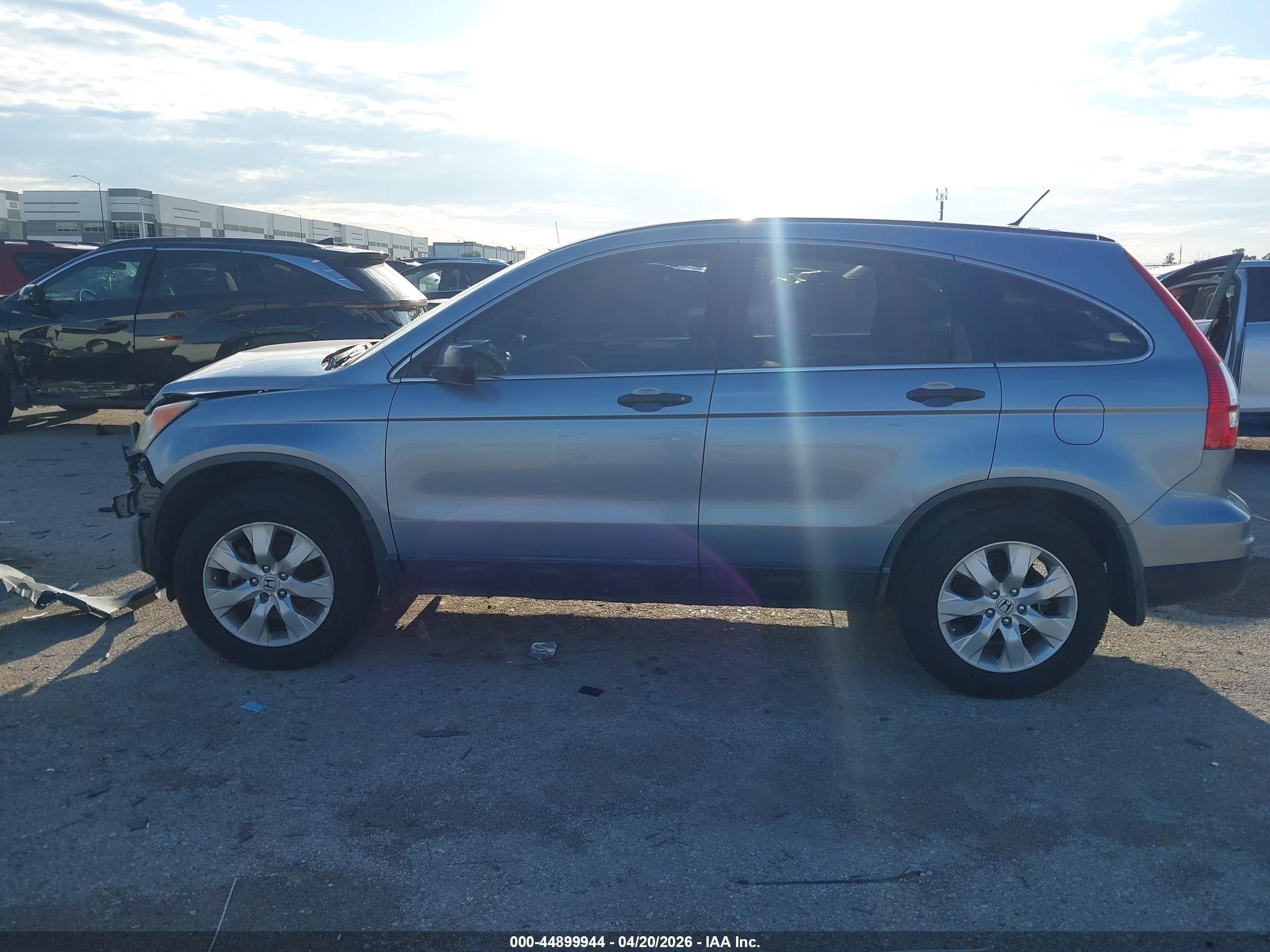 2011 Honda Cr-v Lx Light Blue vin: JHLRE3H32BC009859