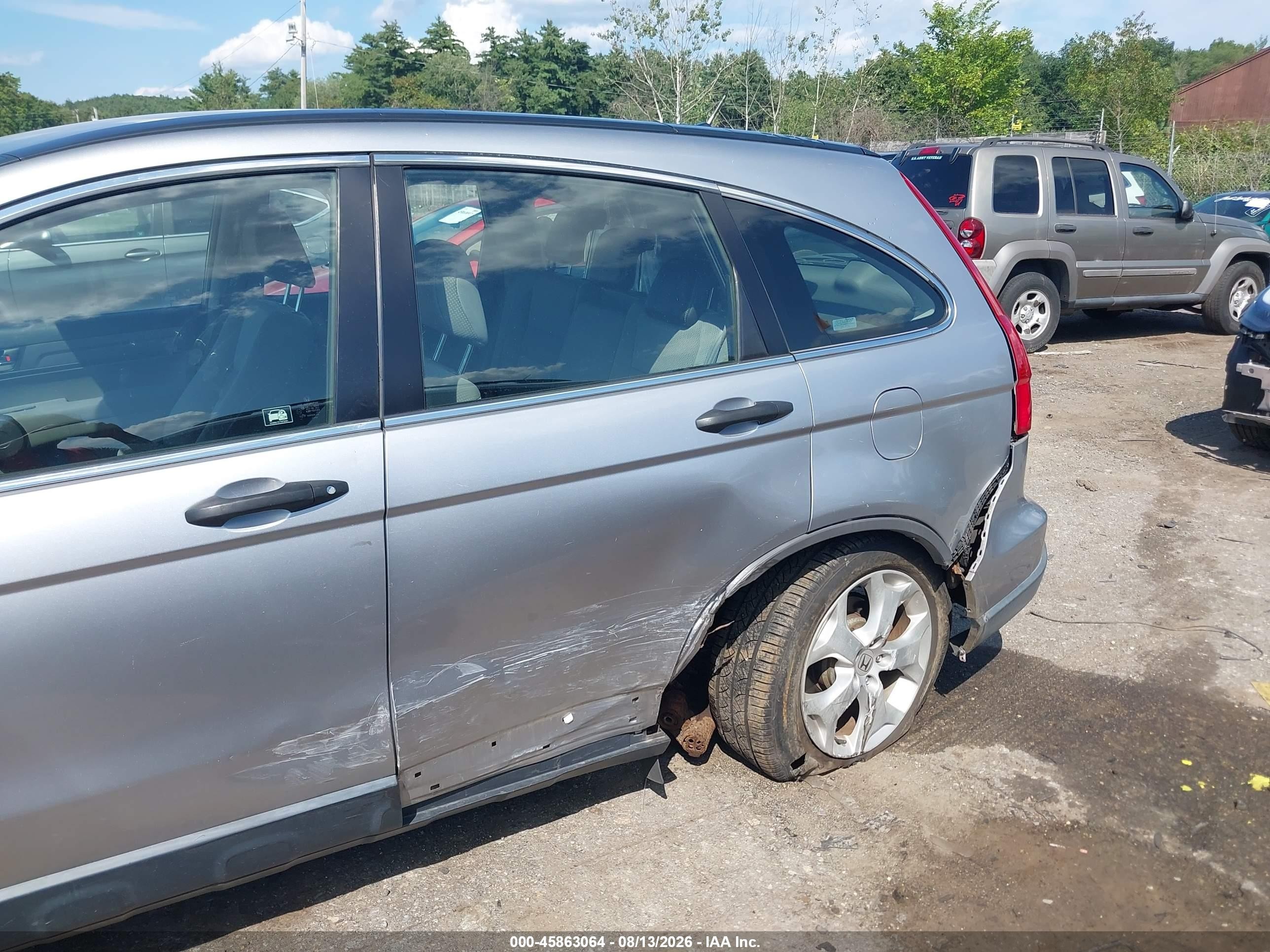2008 Honda Cr-v Lx Silver vin: JHLRE48308C040008