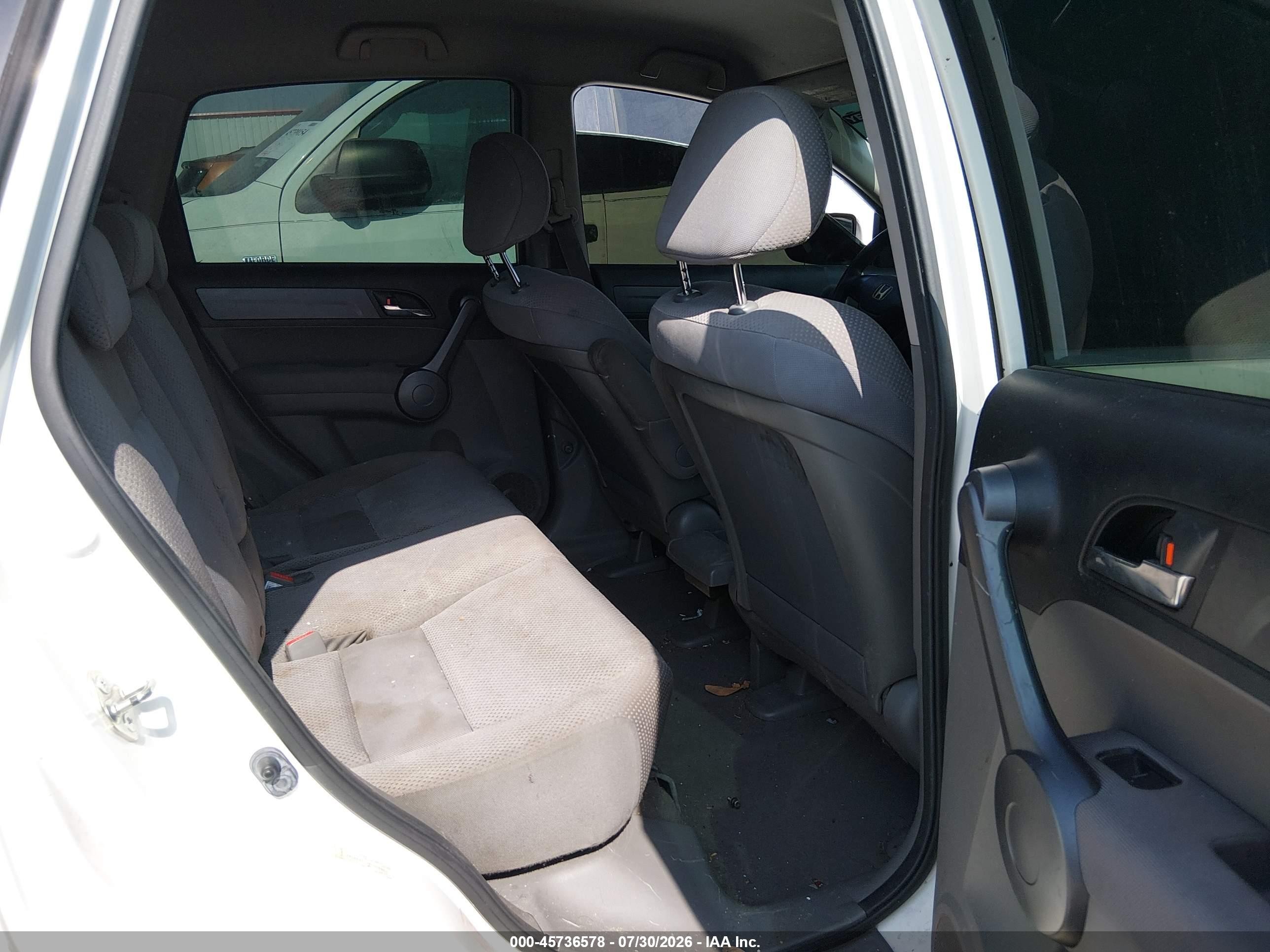 2008 Honda Cr-v Lx White vin: JHLRE48318C008961