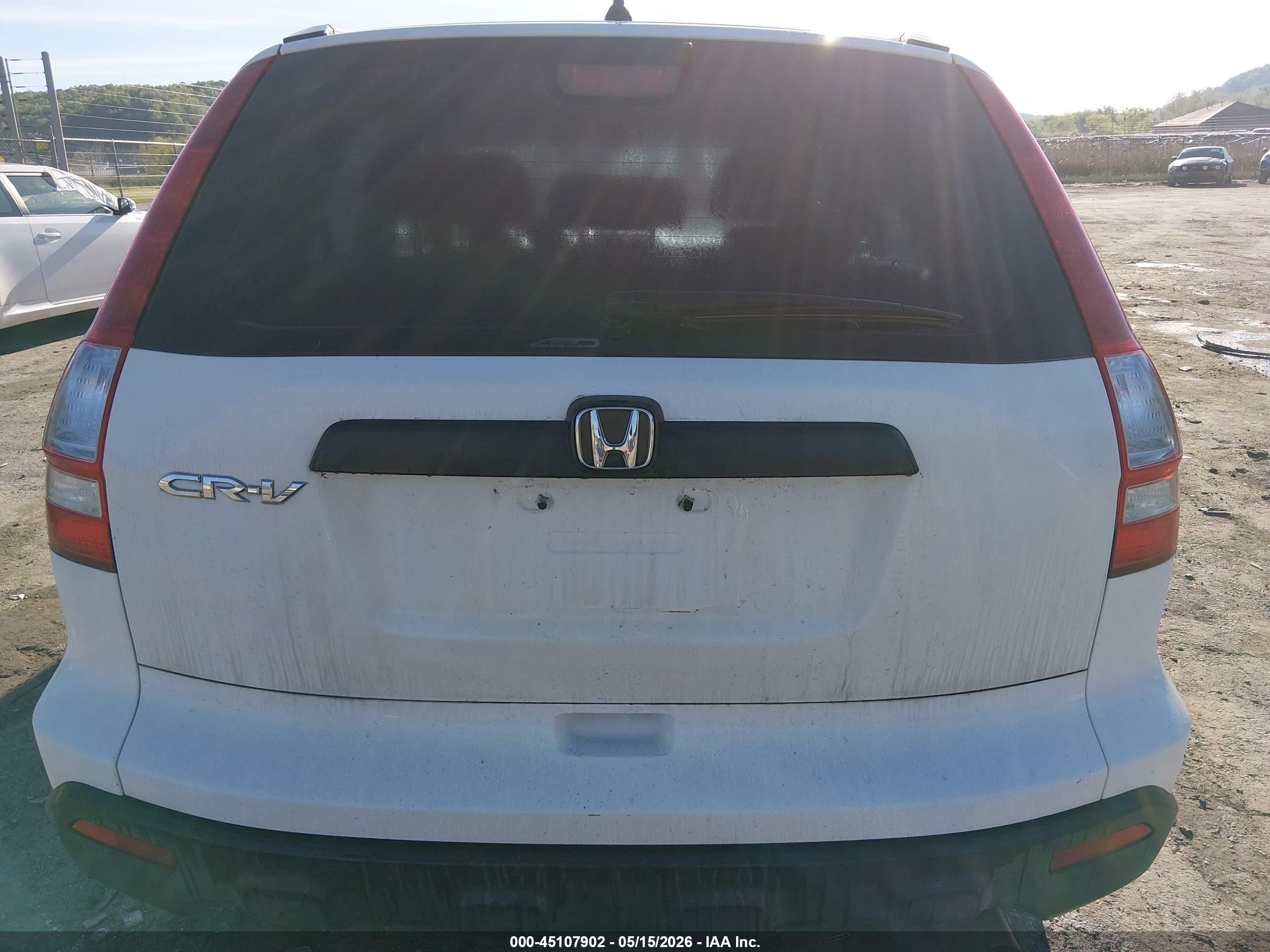2008 Honda Cr-v Lx White vin: JHLRE48328C029205