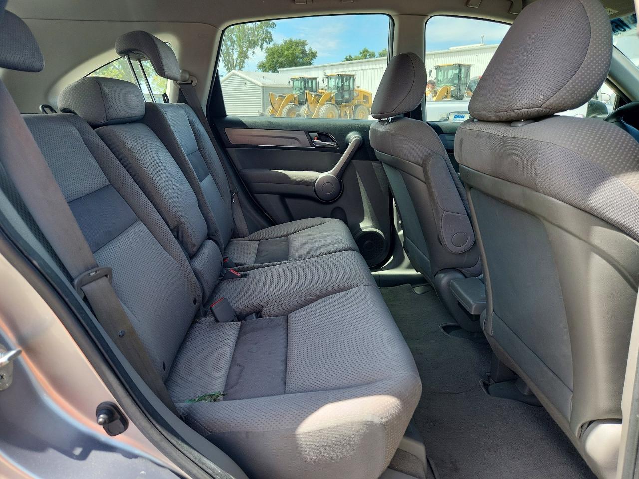 2008 Honda Cr-v Lx Silver vin: JHLRE48328C070871