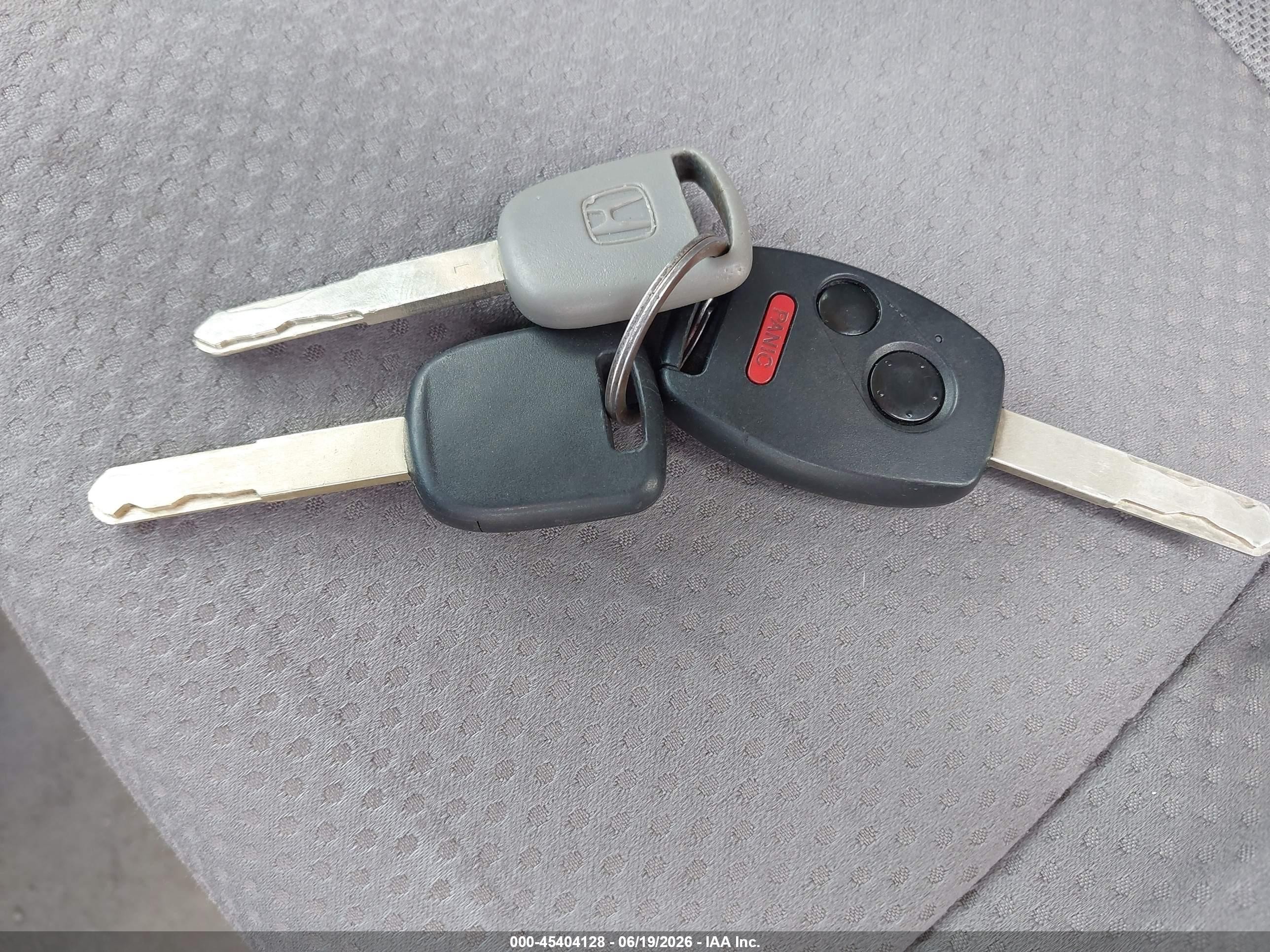 2008 Honda Cr-v Lx Silver vin: JHLRE48348C070872