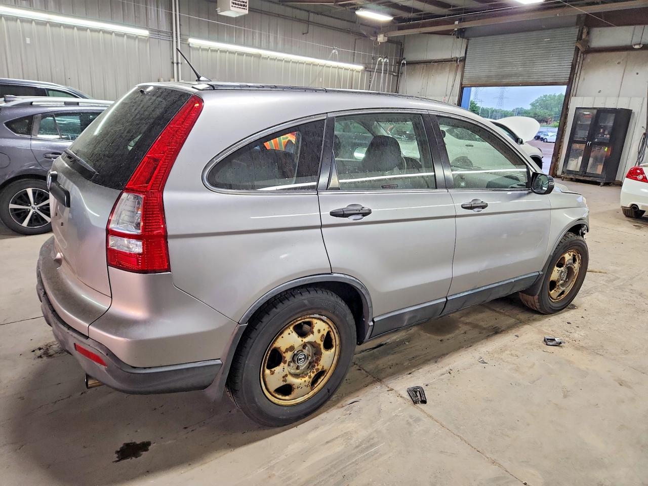 2008 Honda Cr-v Lx Silver vin: JHLRE48368C056326