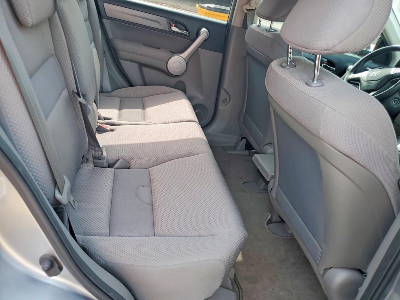2007 Honda Cr-v Lx Silver vin: JHLRE48377C088085