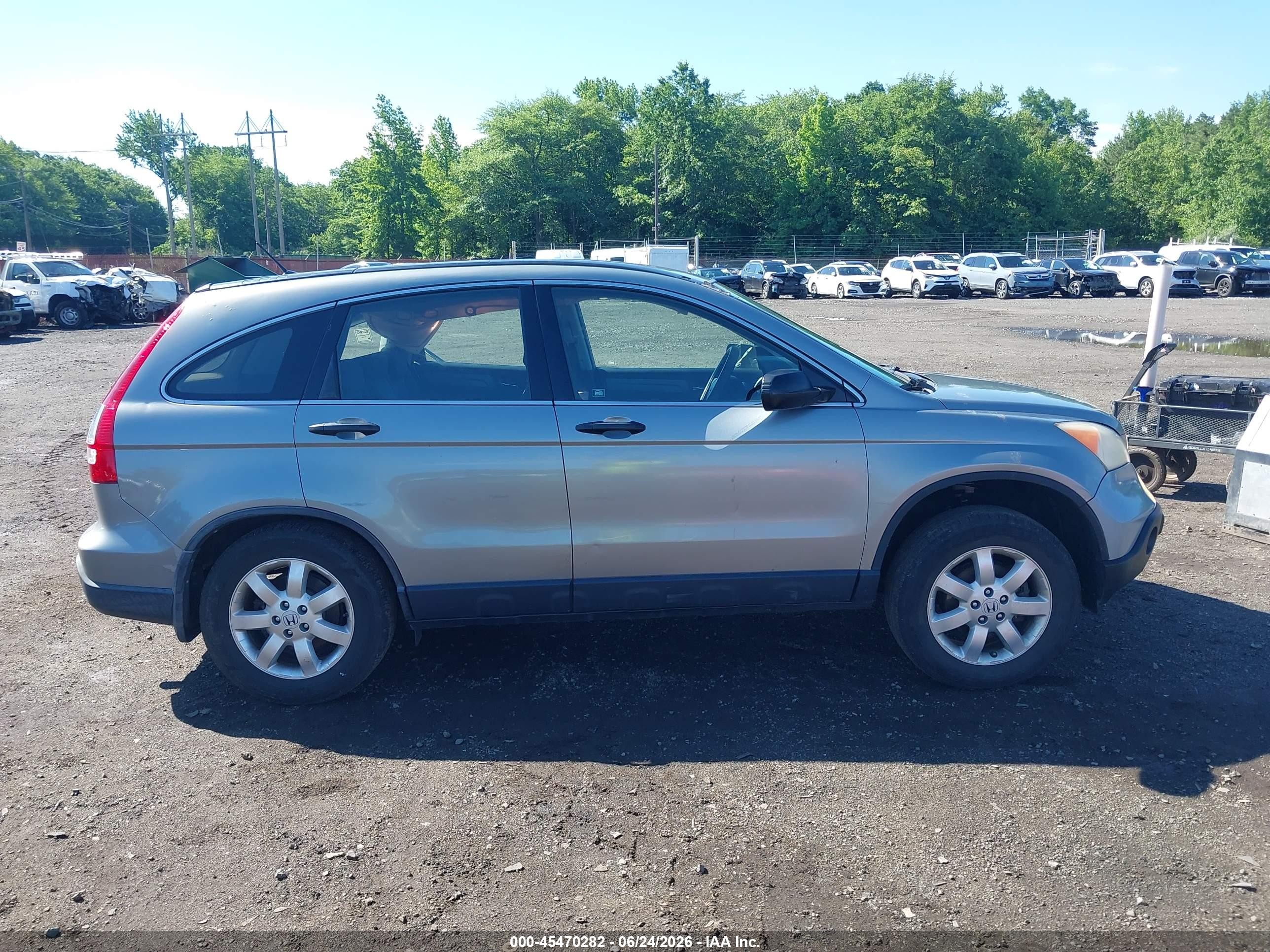 2008 Honda Cr-v Lx Silver vin: JHLRE48378C070736