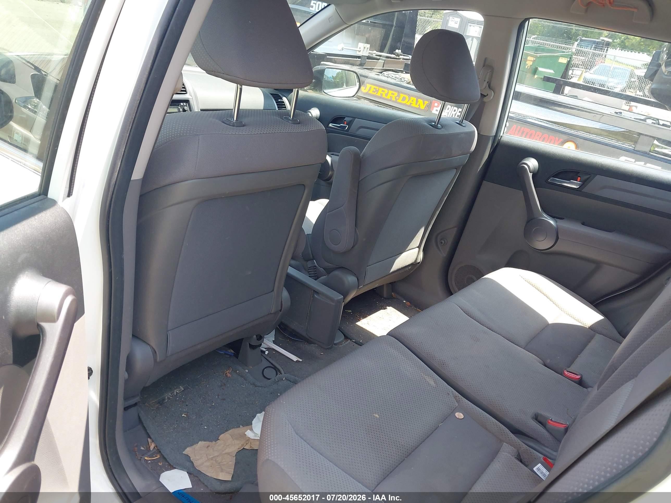 2009 Honda Cr-v Lx Silver vin: JHLRE48379C021988