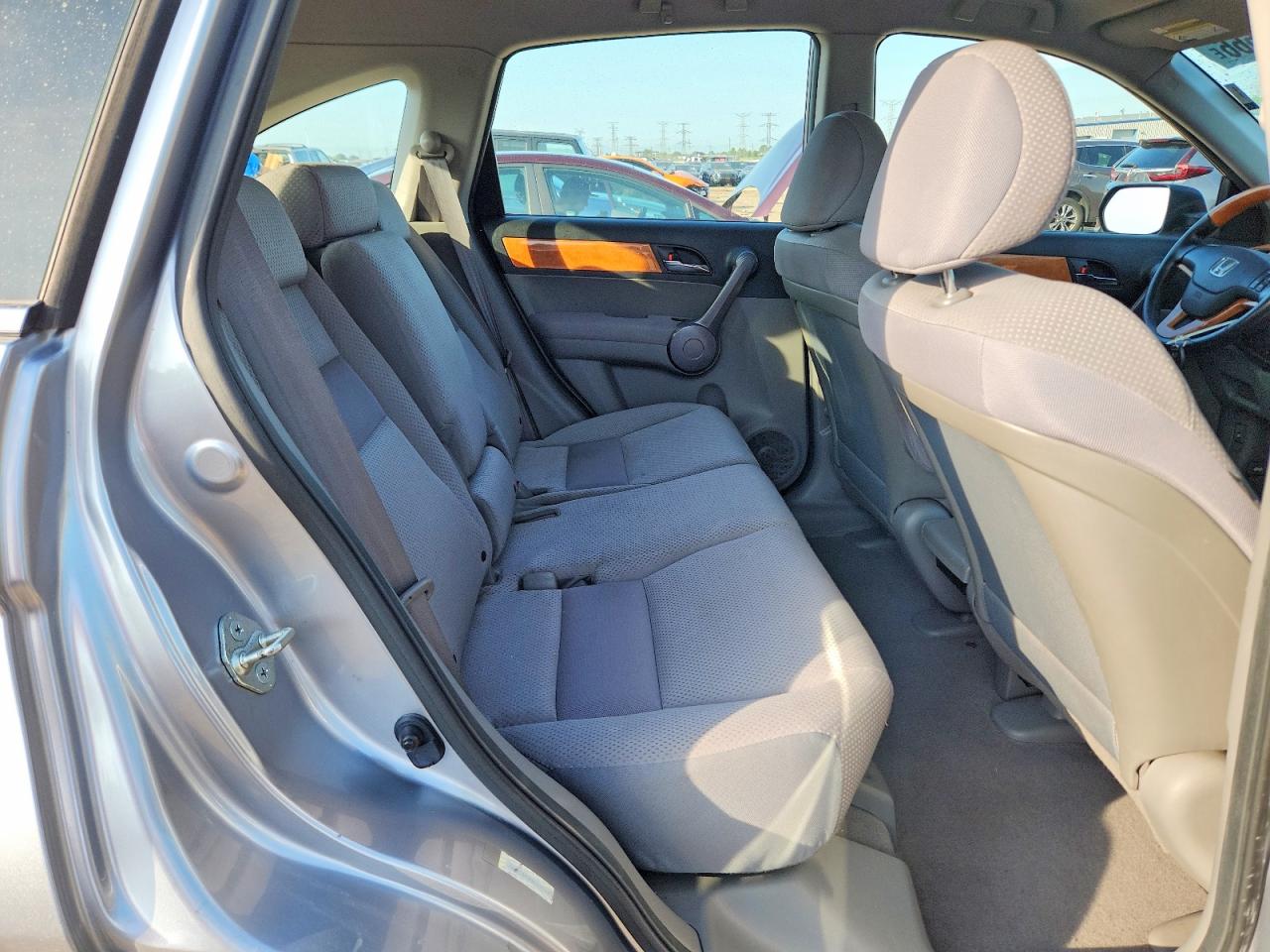 2008 Honda Cr-v Lx Silver vin: JHLRE48388C038216