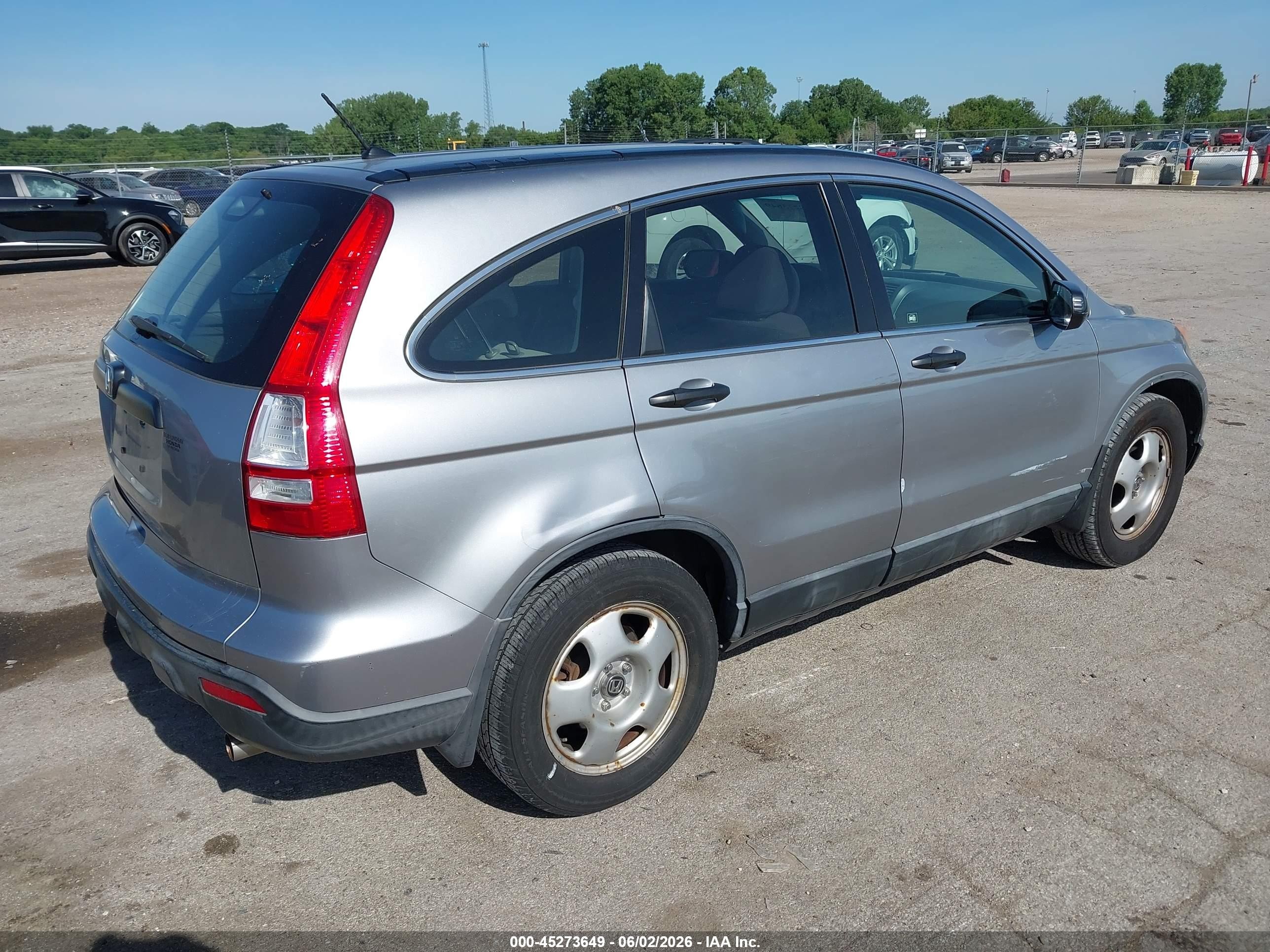 2008 Honda Cr-v Lx Silver vin: JHLRE48388C070938