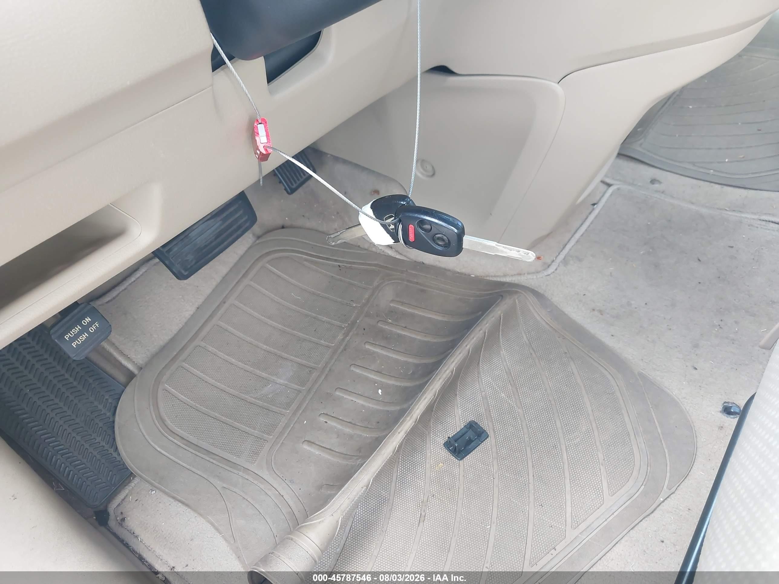 2008 Honda Cr-v Lx Green vin: JHLRE48398C031470