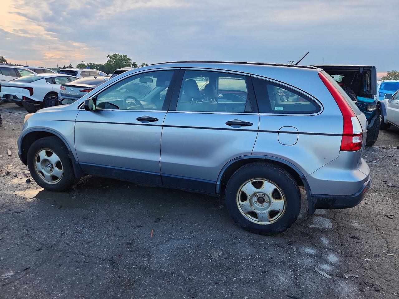 2008 Honda Cr-v Lx Серебряный vin: JHLRE48398C068020