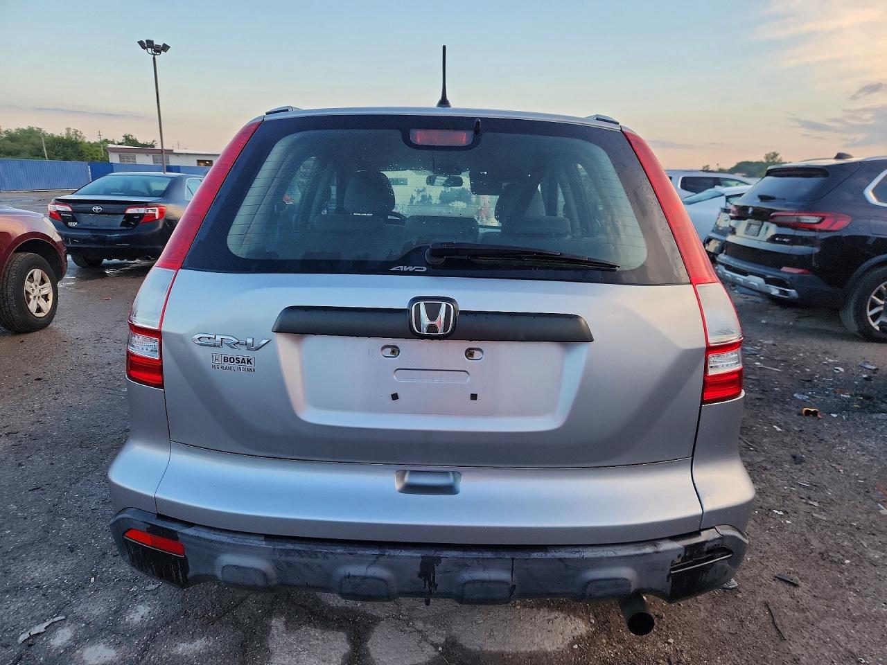 2008 Honda Cr-v Lx Серебряный vin: JHLRE48398C068020