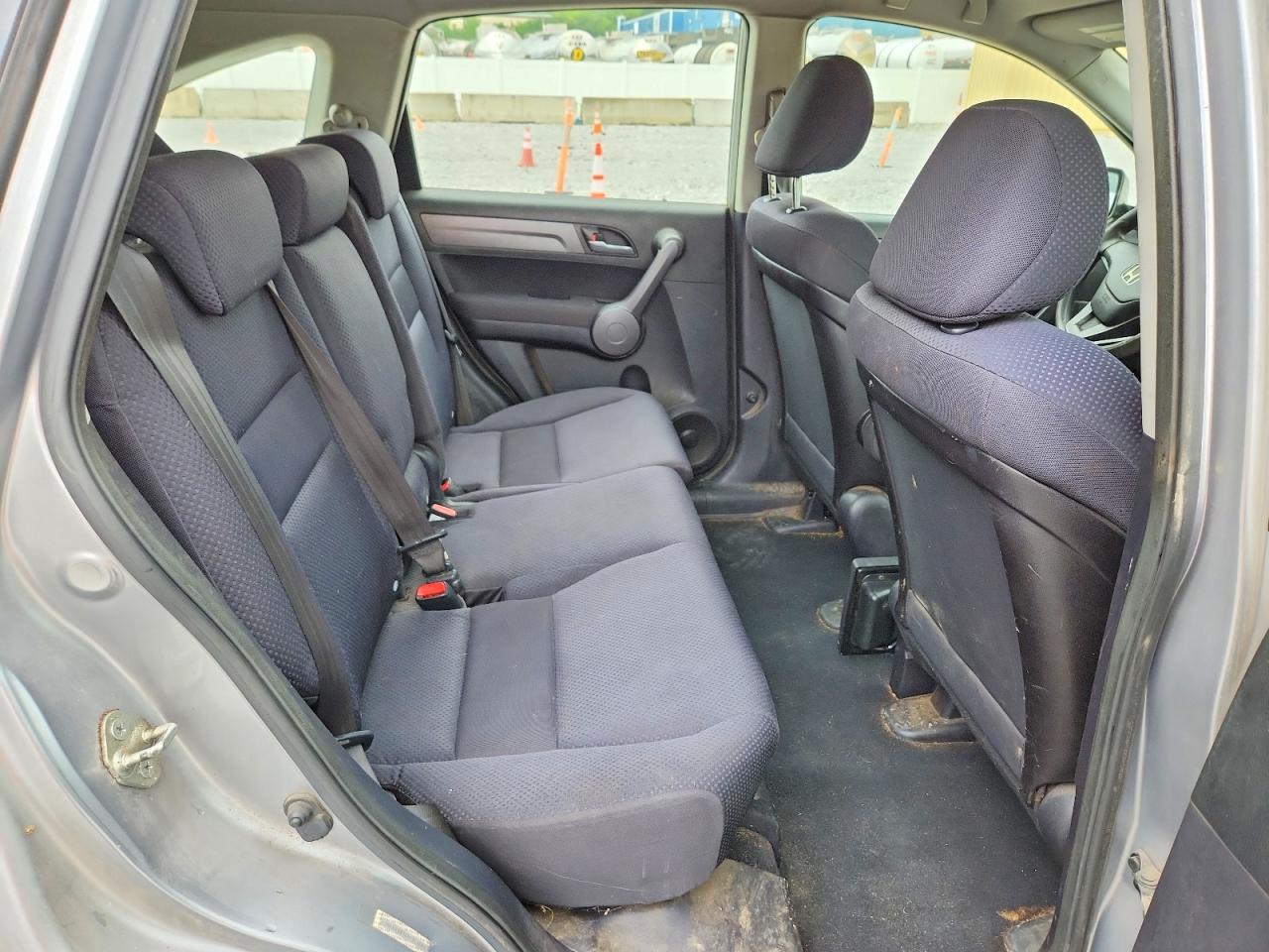 2008 Honda Cr-v Lx Silver vin: JHLRE483X8C011843